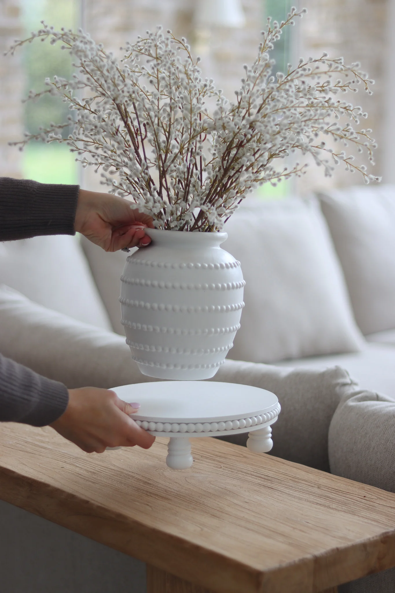 Beaded Raised Round Tray - White - Image 3