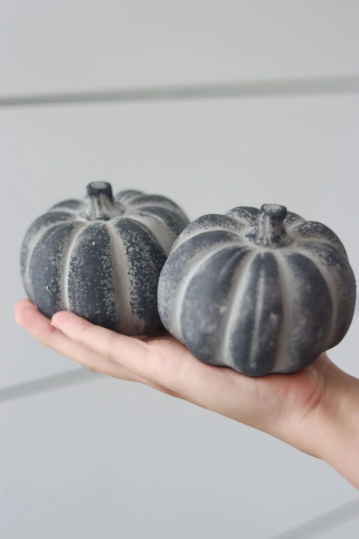 Black Stone Resin Pumpkin - Medium 2Pc Set - Image 2