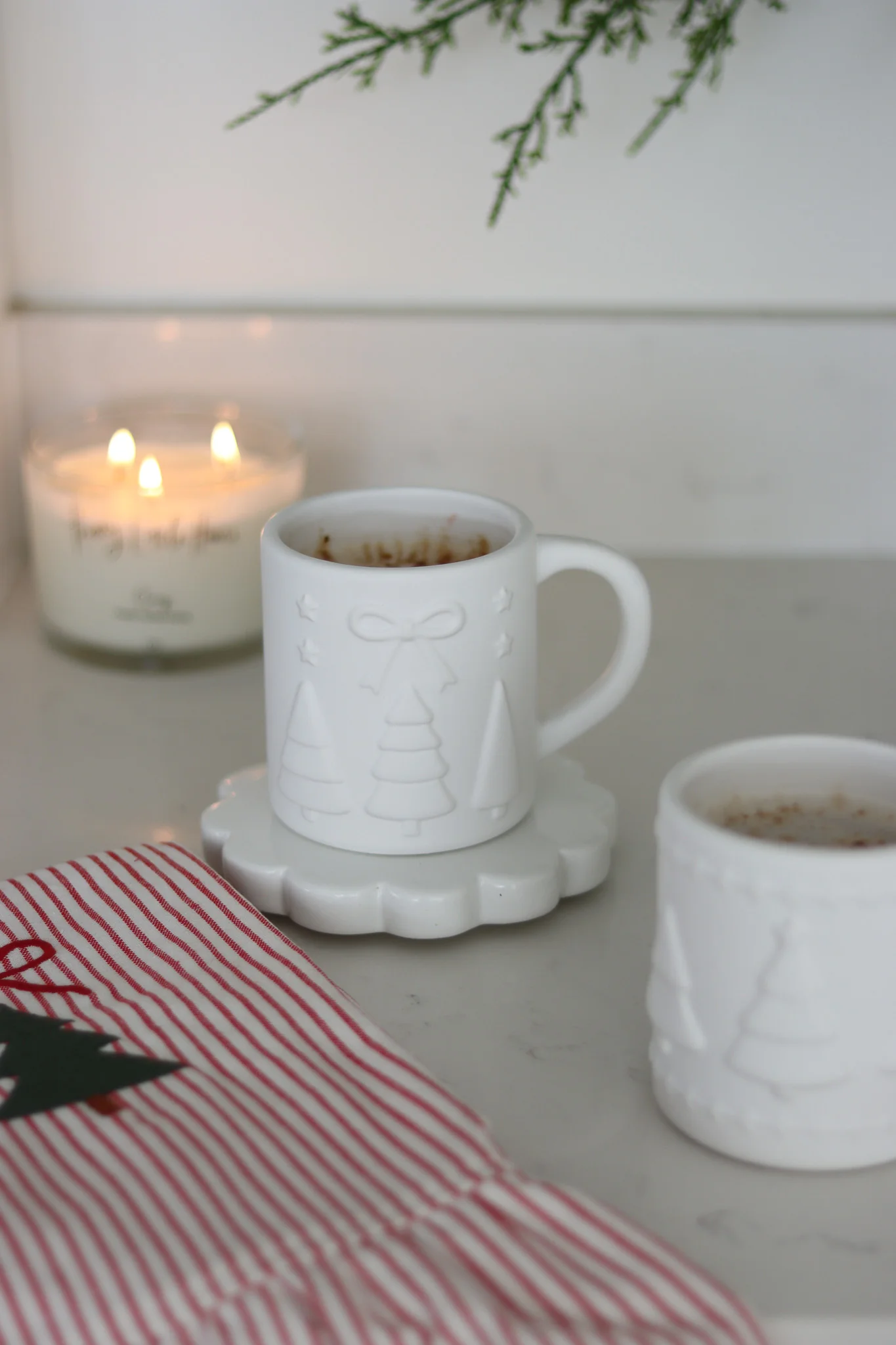 Set of 2 Tree/Star Christmas Mug - Image 4
