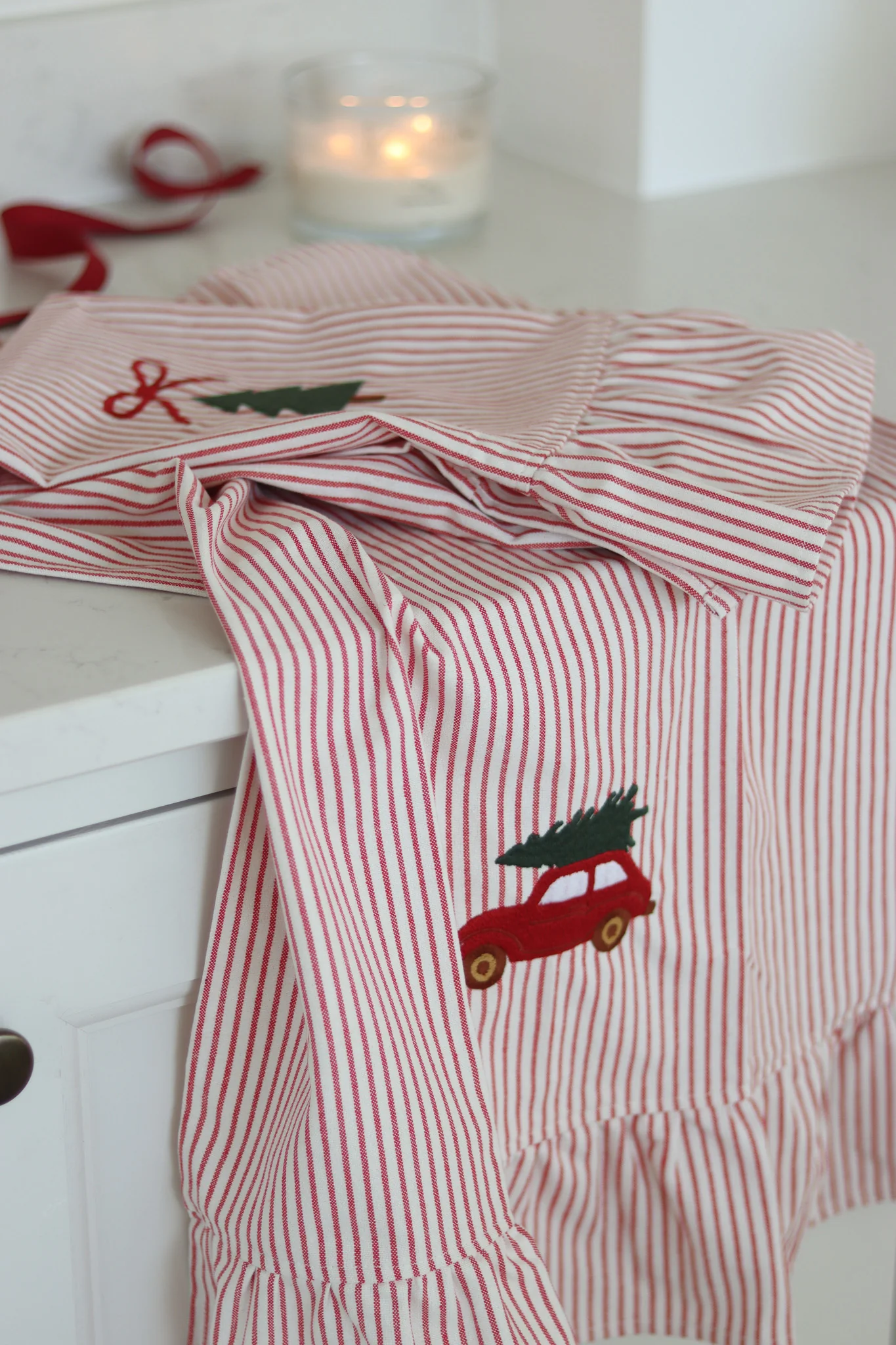 Set of 2 Christmas Tea Towels - Image 3