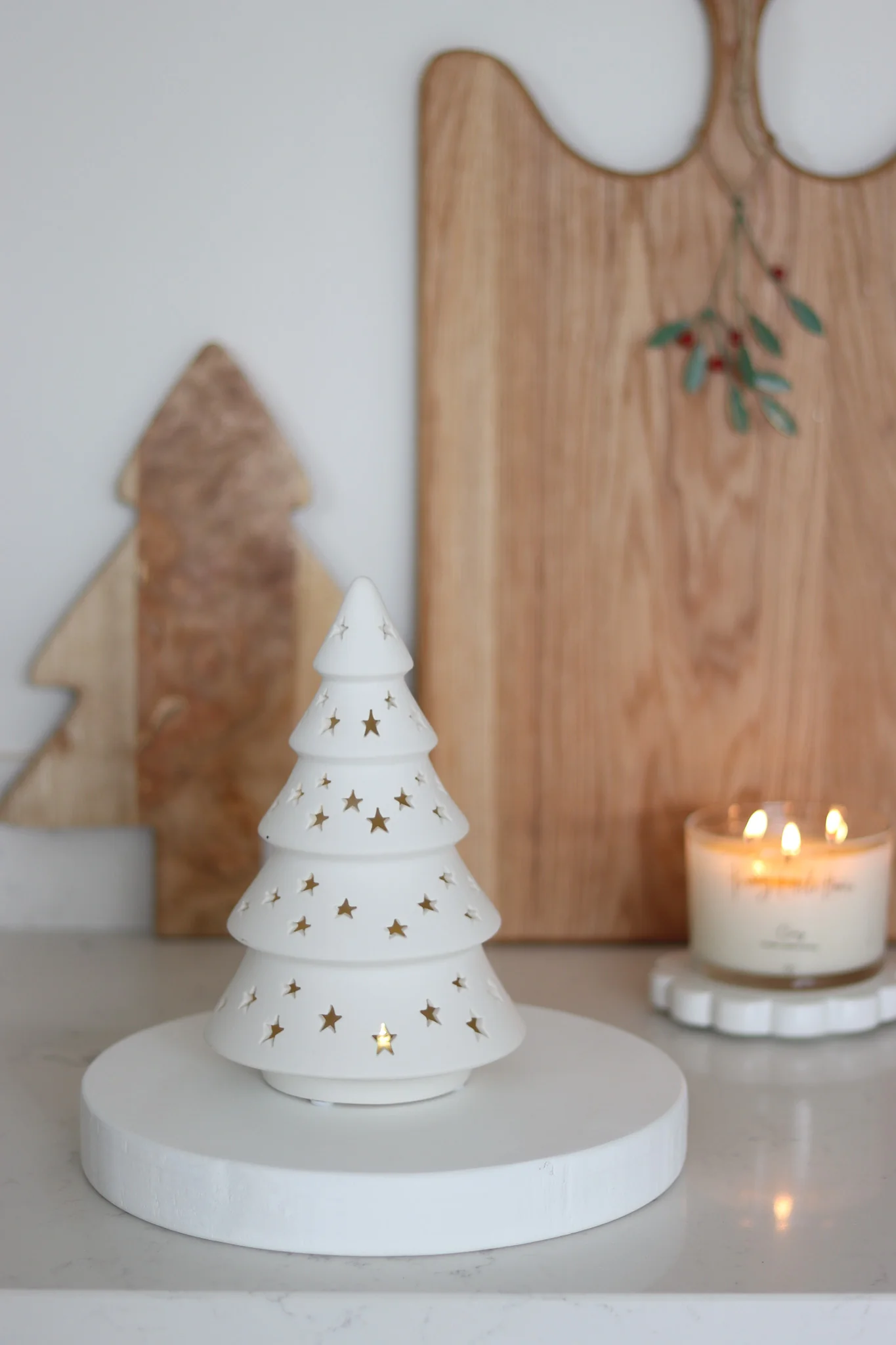 Chunky Paulownia Display Board - White - Image 2