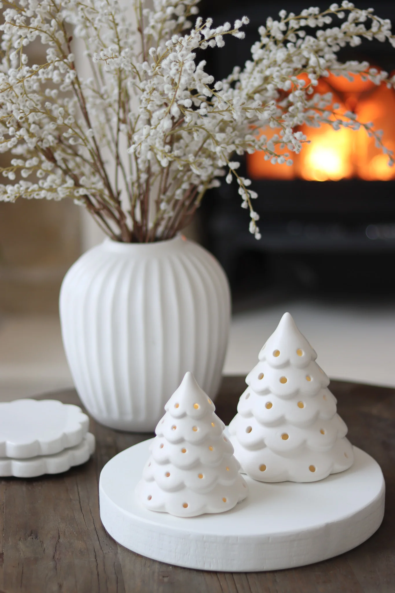 Chunky Paulownia Display Board - White - Image 3