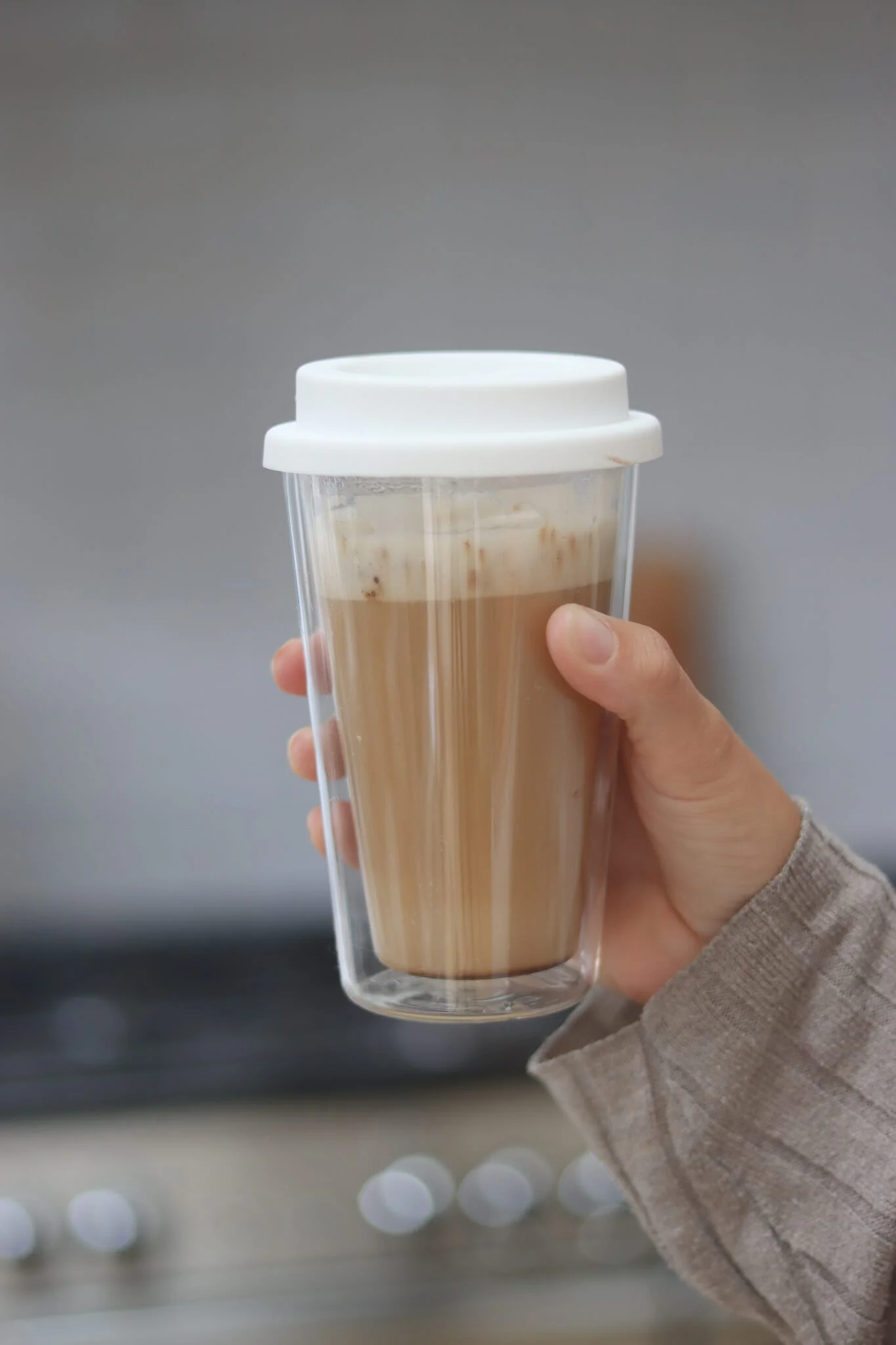 Double Walled Glass Travel Mug - Plain/White - Image 3