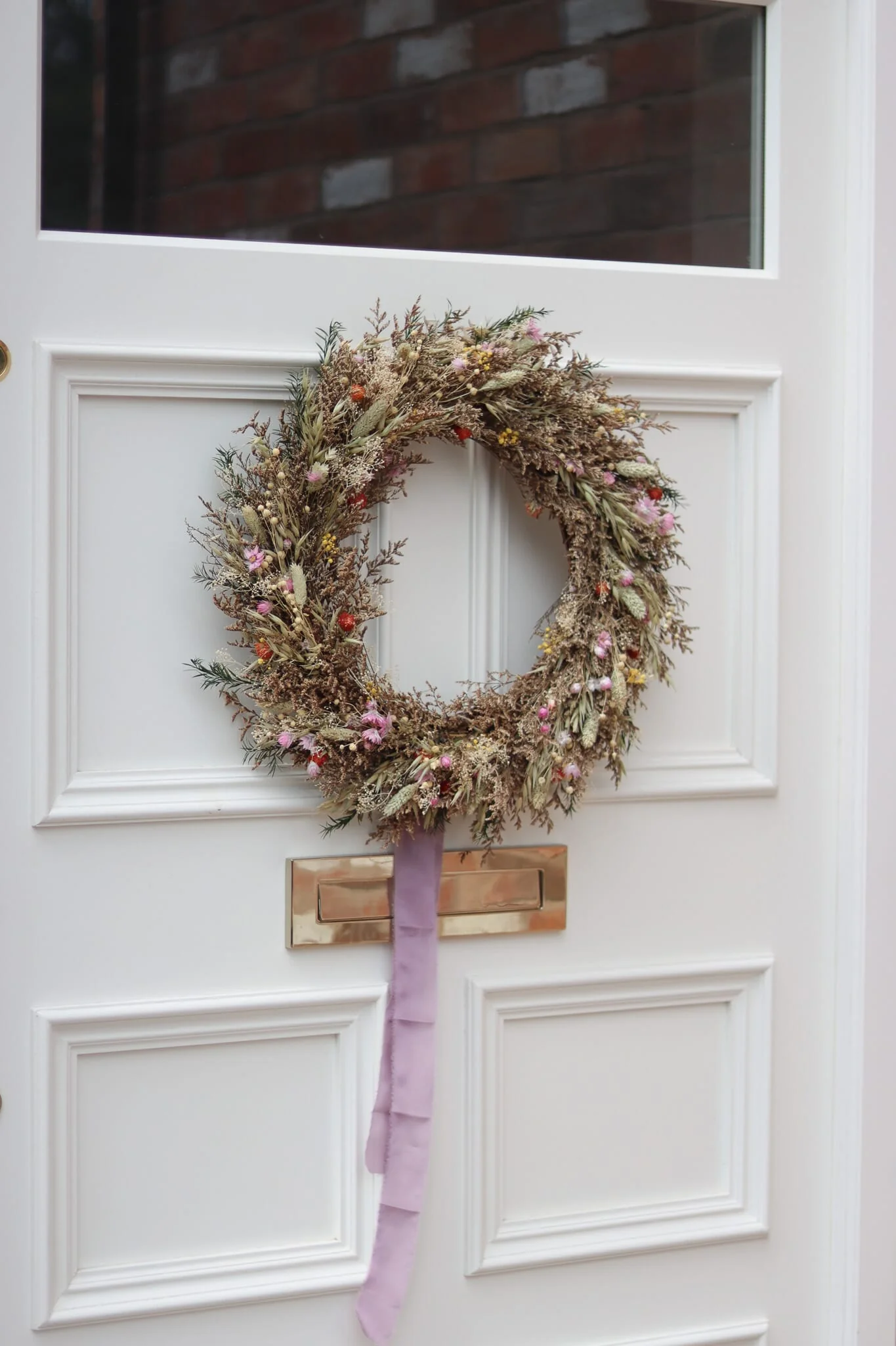 Dried Wreath - Natural - Image 4
