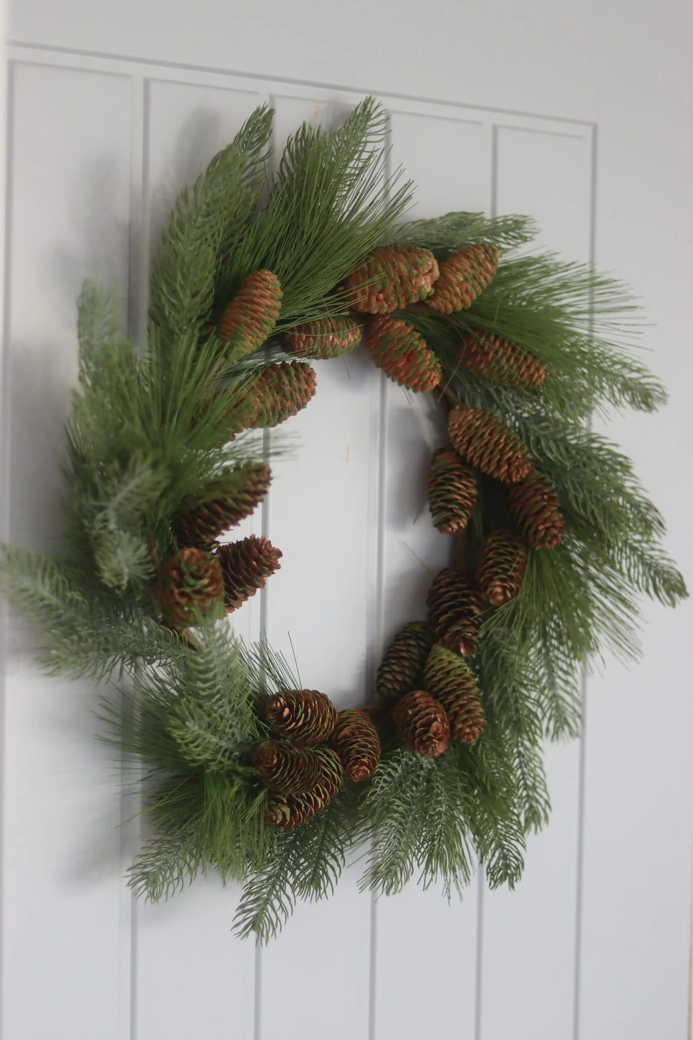Christmas Wreath -  Fir Pinecone - Image 3
