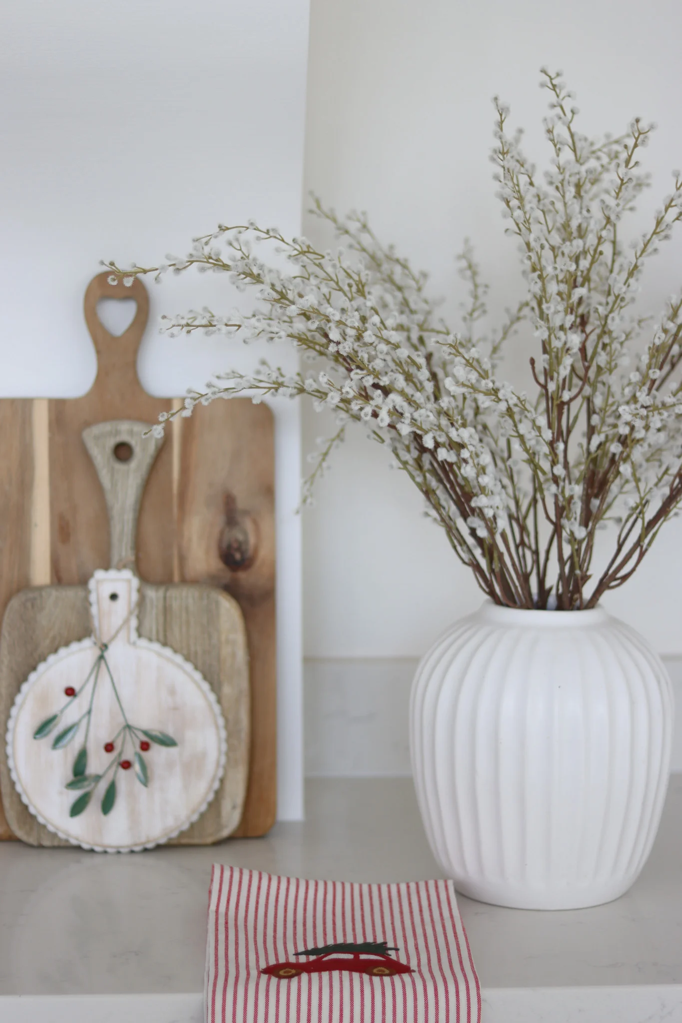 Faux Flowers - White Willow Spray - Image 5