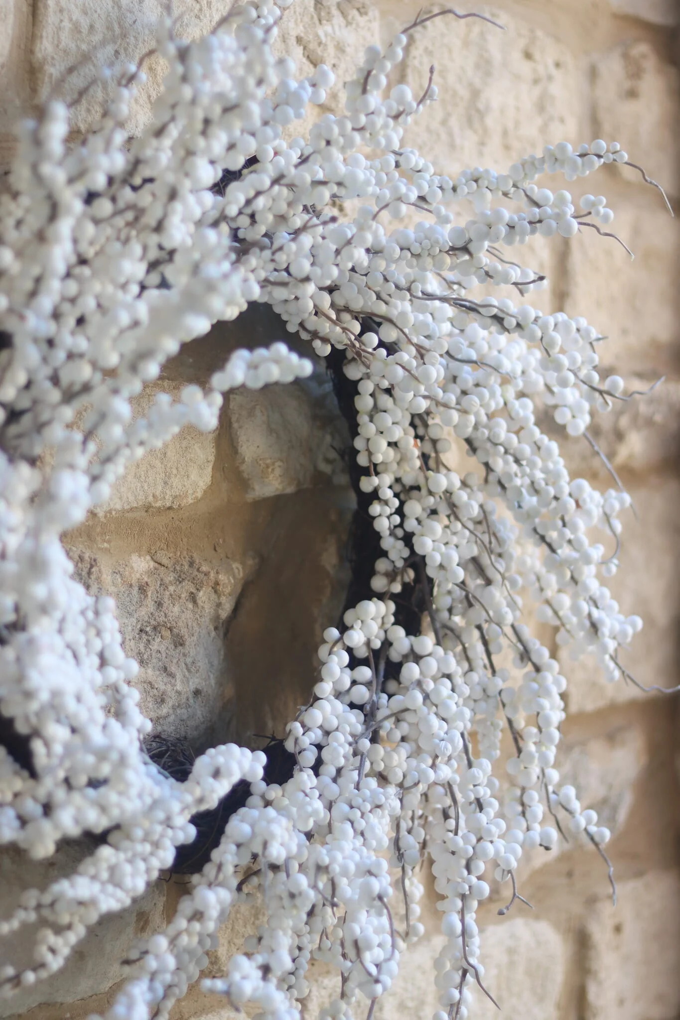 Christmas Wreath -  White Winter Berries Cluster - Image 3