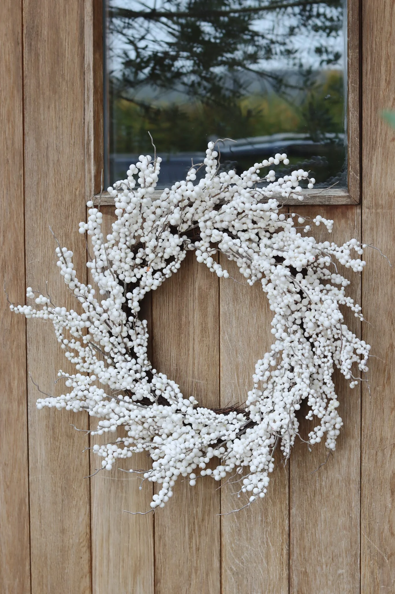 Christmas Wreath -  White Winter Berries Cluster - Image 4