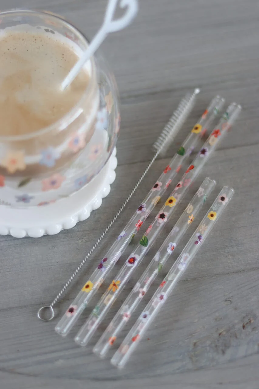 Set Of 4 Glass Straws - Floral - Image 2
