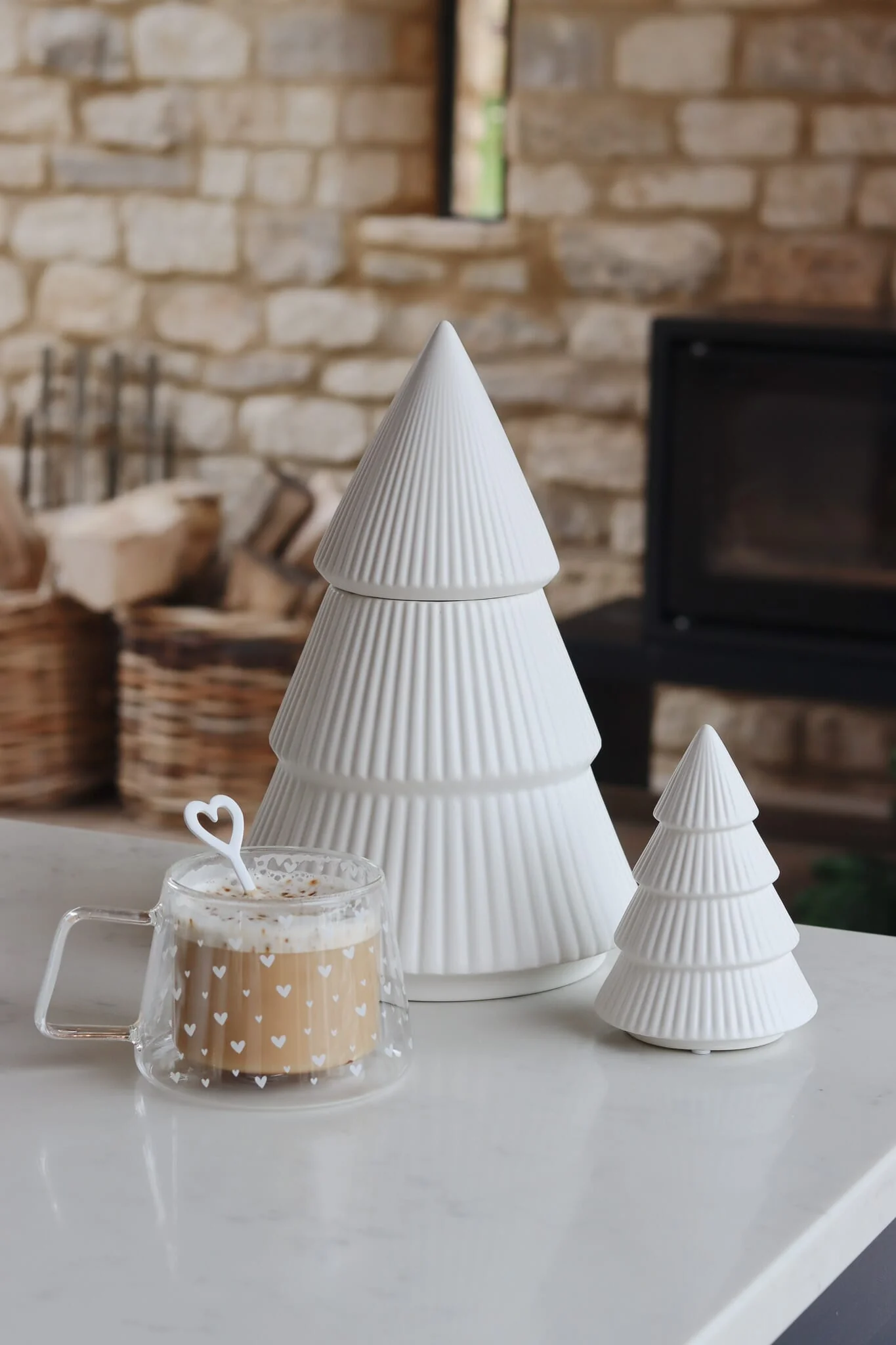Fluted Ceramic Christmas Tree - Jar - Image 6