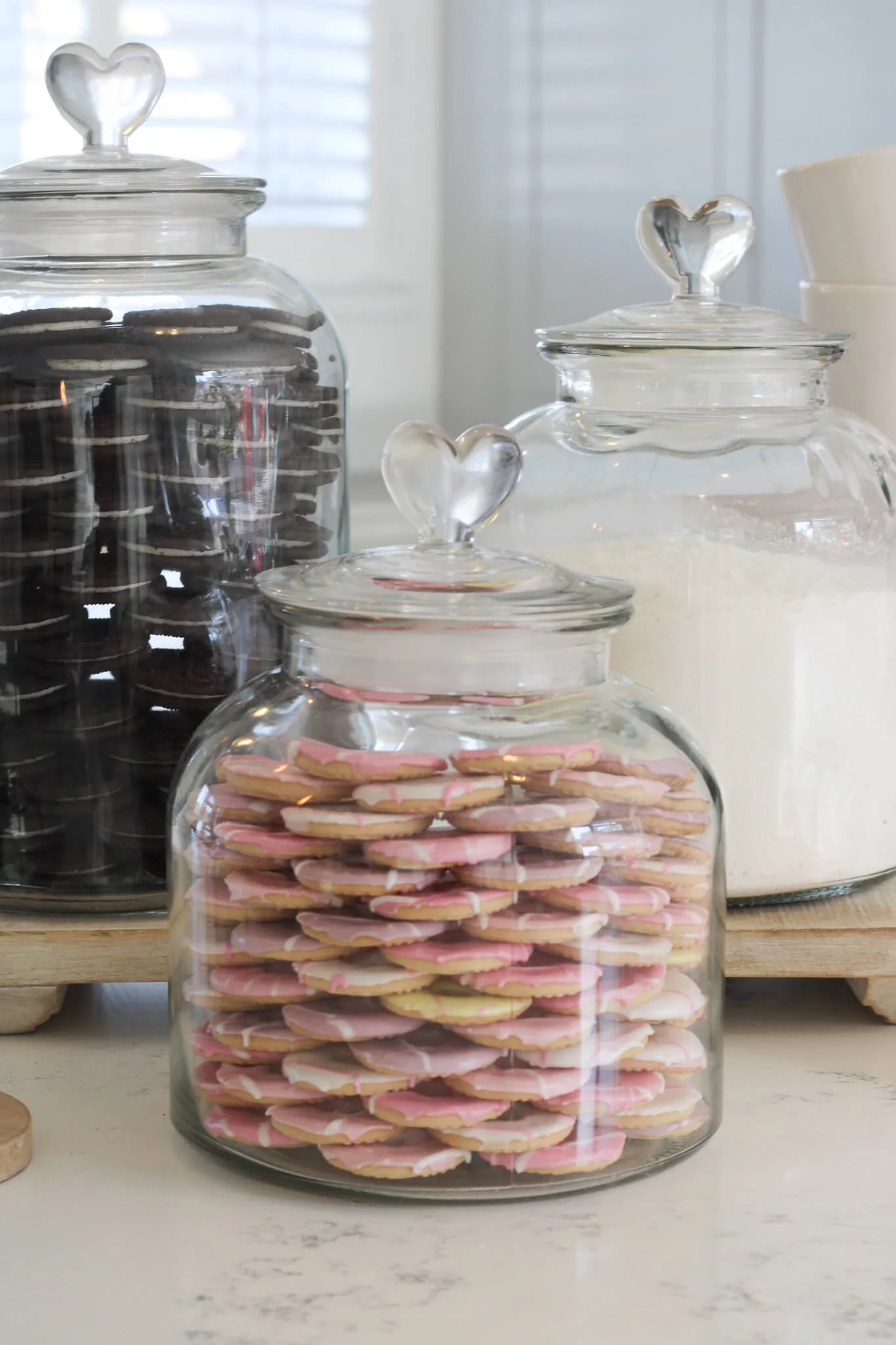 Biscuit Jar - Heart Lid/Large - Image 3