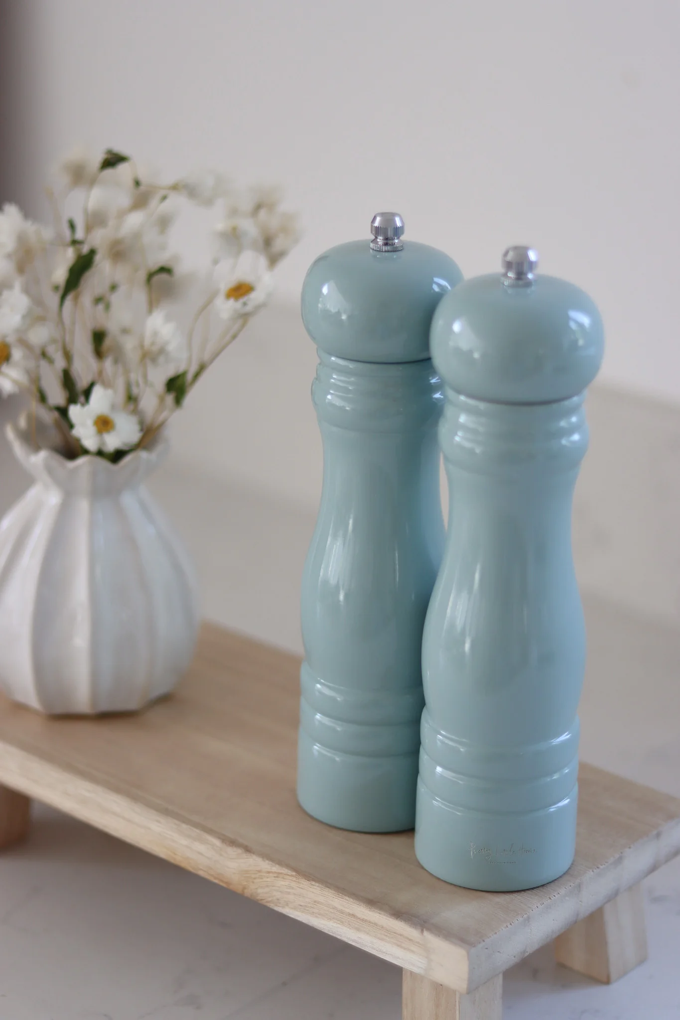Green Salt & Pepper Mills - Classic Design - Image 4