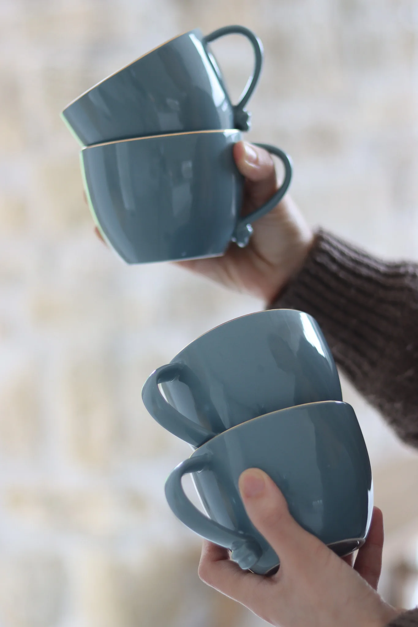 Heart Handled Ceramic Mug Set ā 4 Piece ā Slate Gold Trim
