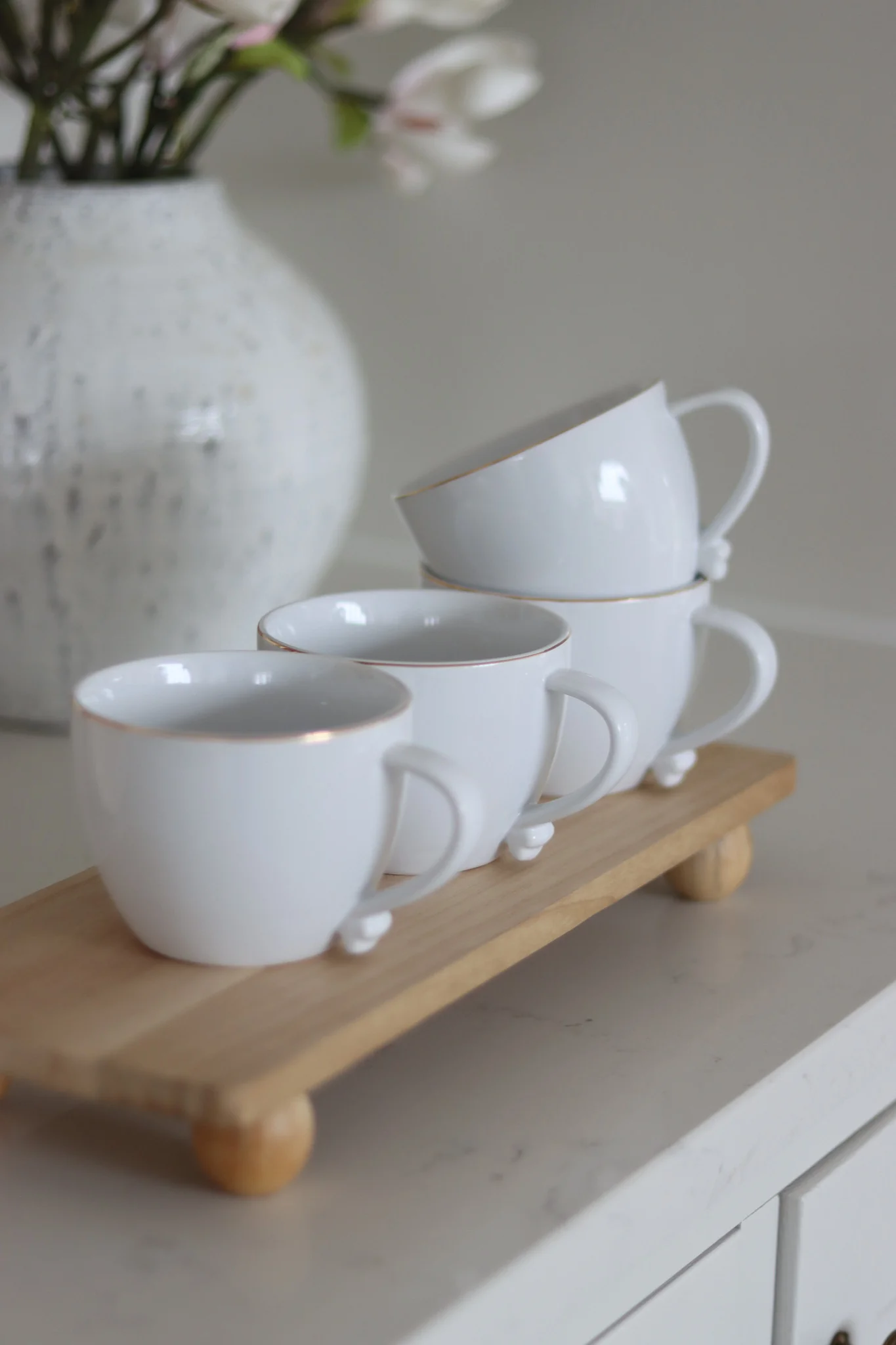 Heart Handled Ceramic Mug Set – 4 Piece – White Gold Trim - Image 4