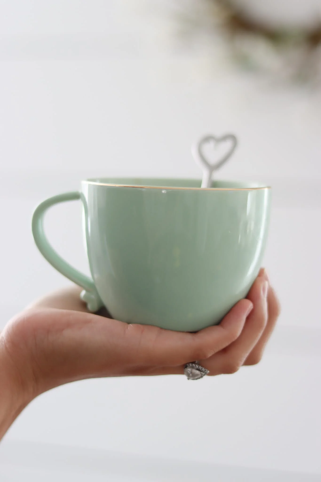 Heart Handled Ceramic Mug - Green Gold Rim