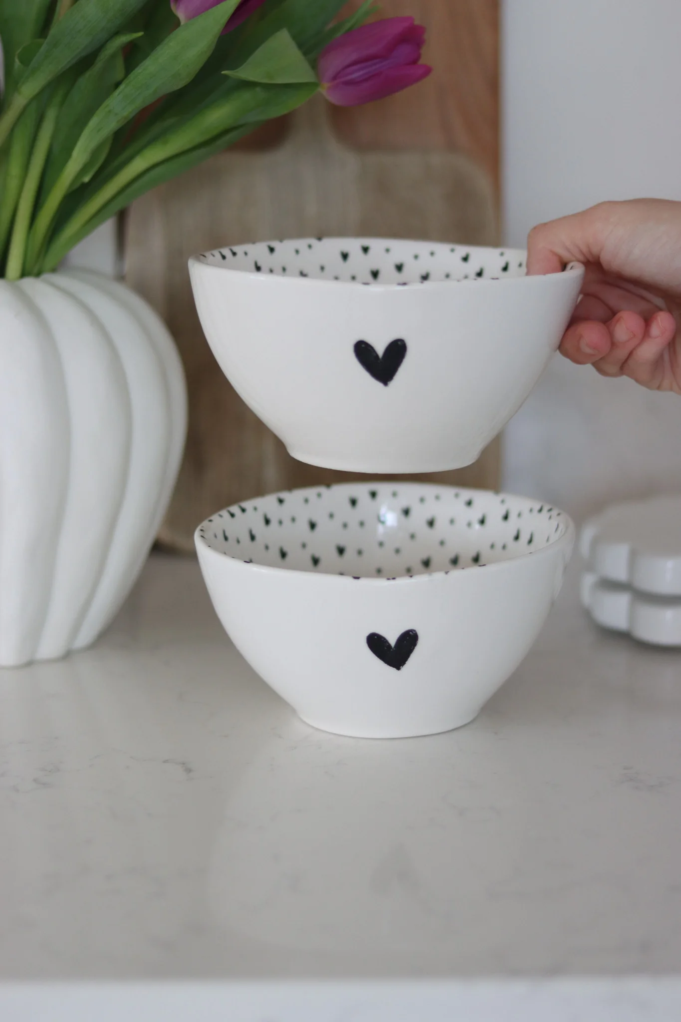 Irregular Ceramic Bowl Set – 2 Piece – Black Single Heart - Image 3