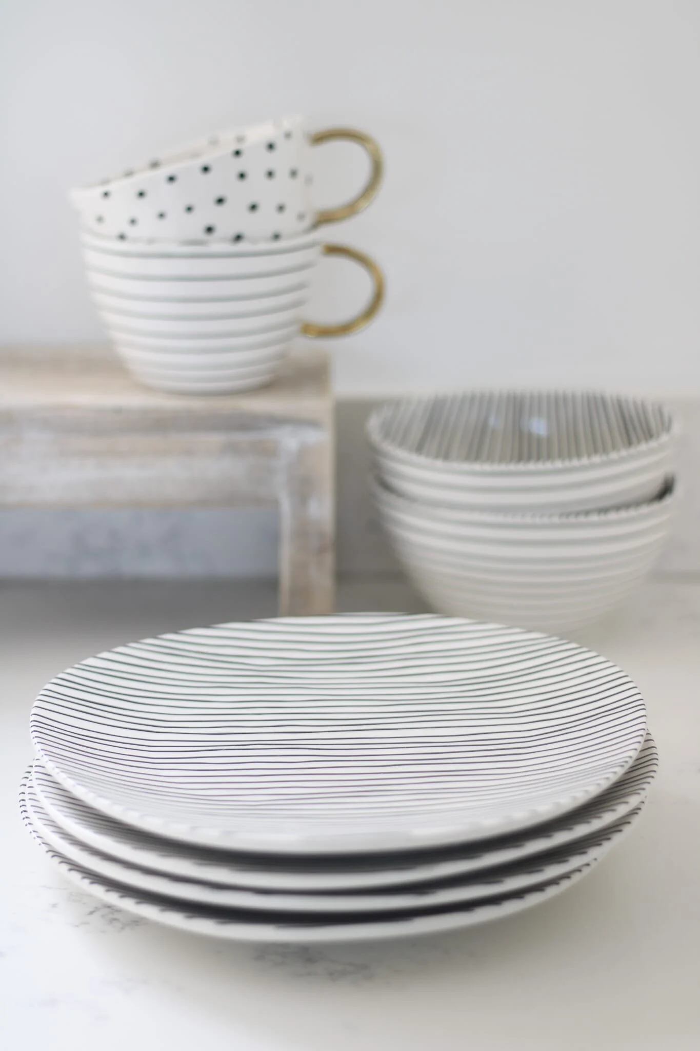 Irregular Ceramic Plates - Black Stripes 4pc Set - Image 3