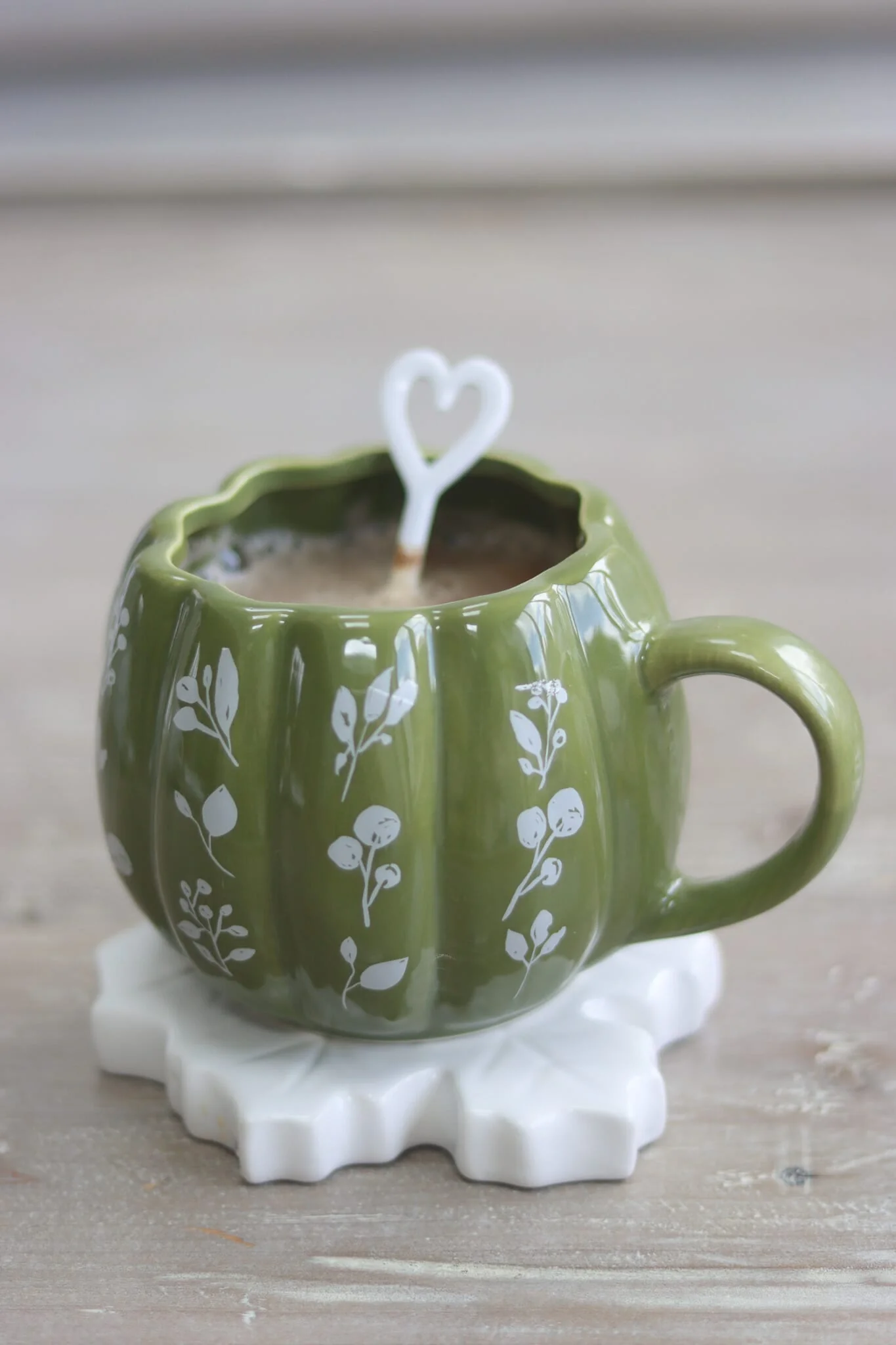 Large Pumpkin Mug - Autumnal Green Art 3 - Image 3