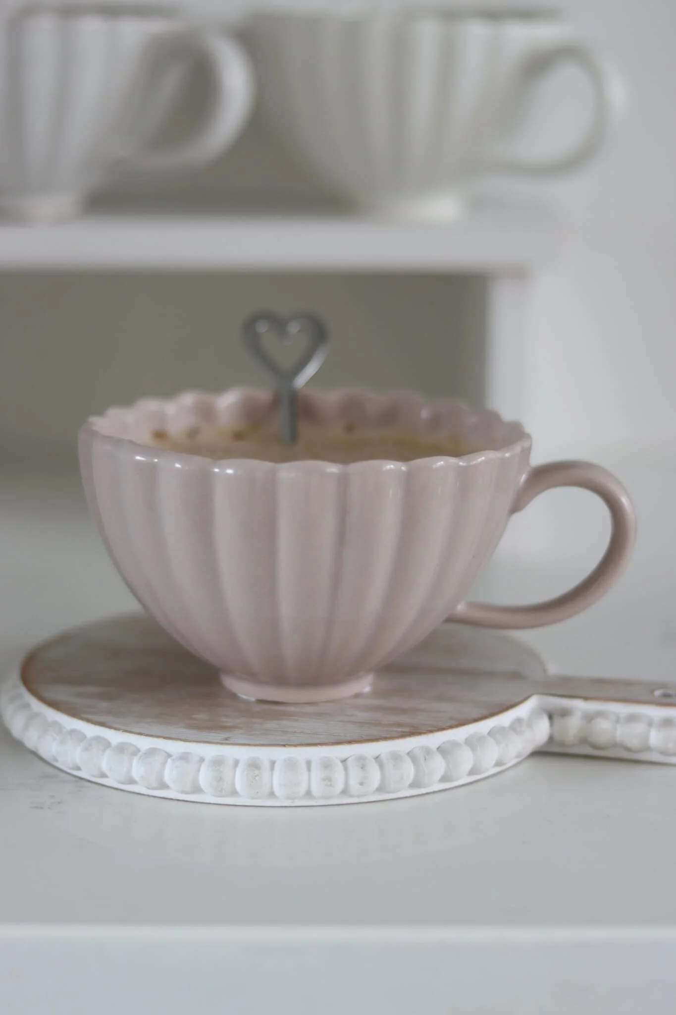 Large Scalloped Mug - Autumn - Image 4