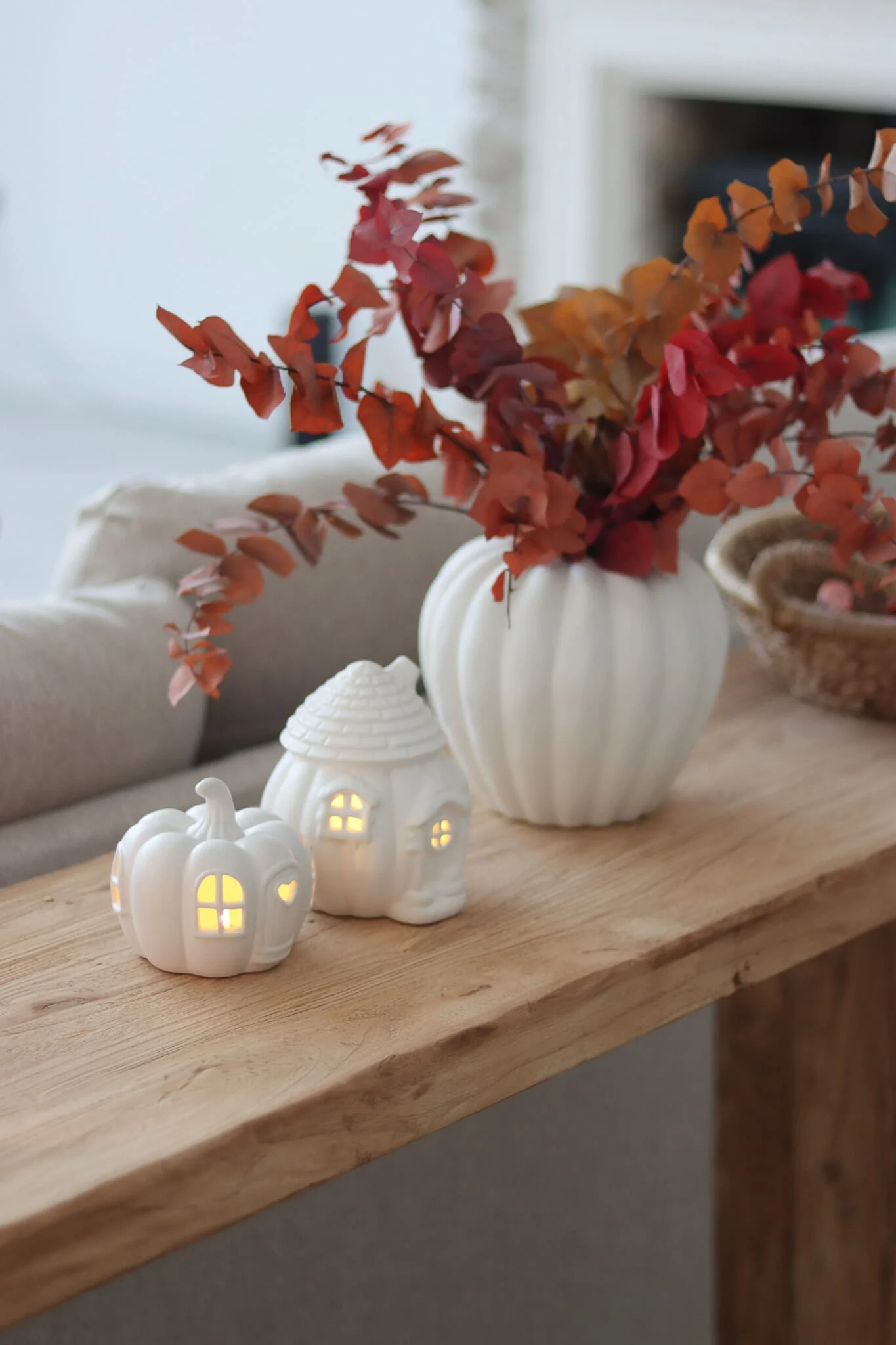 LED Pumpkin House - Heart Door - Image 5