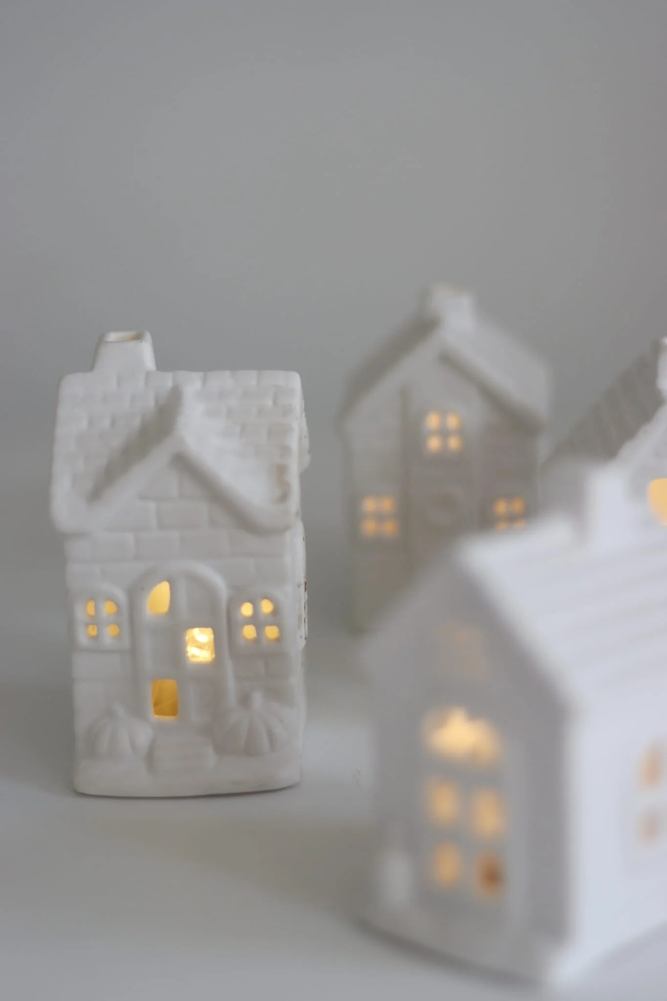 LED Small Ceramic houses - Autumn 4pc - Image 4