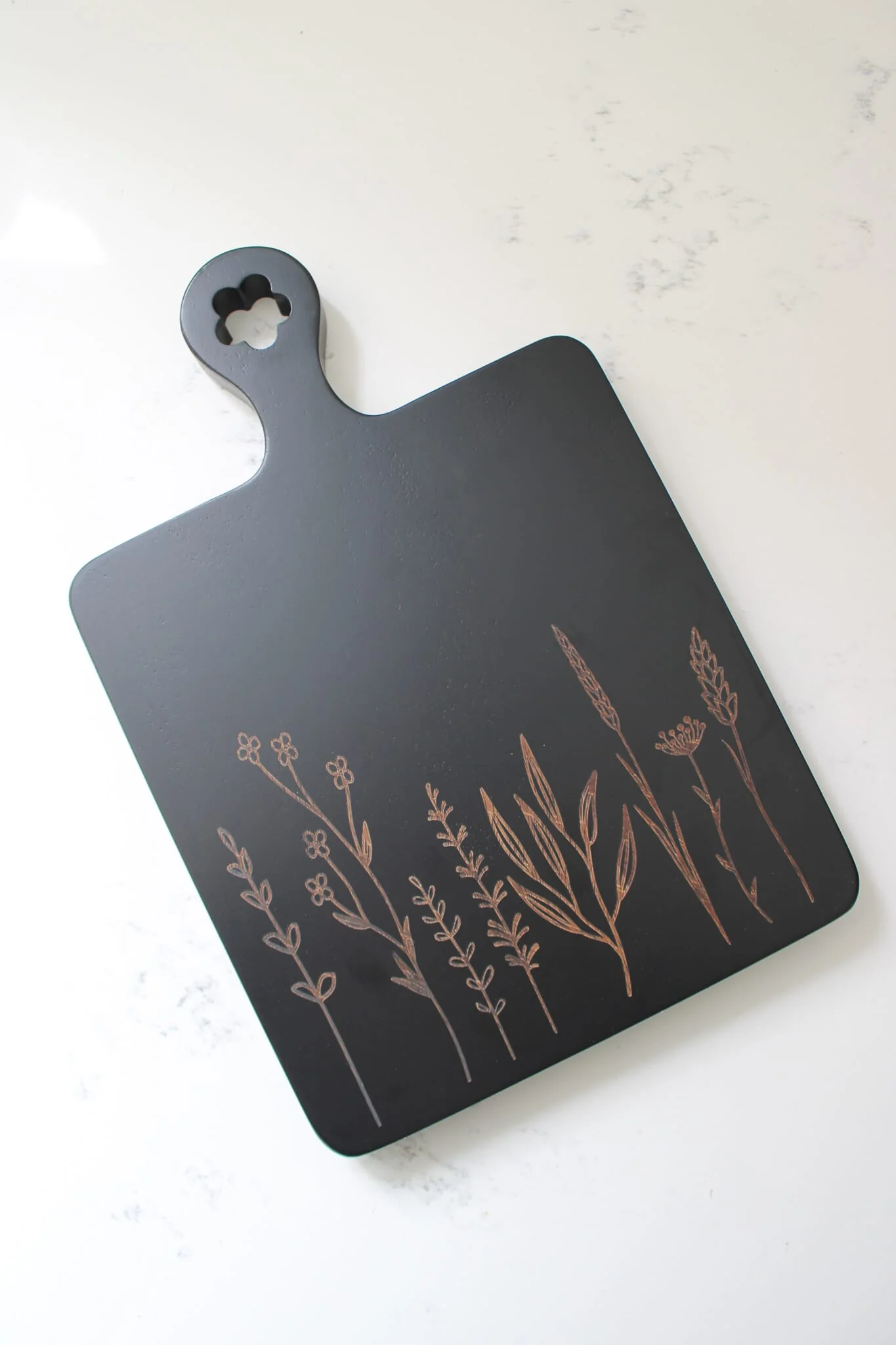 Engraved Flower Wooden Chopping Board-Black Medium