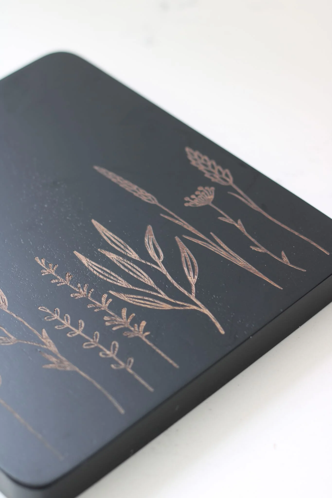 Engraved Flower Wooden Chopping Board-Black Medium - Image 3