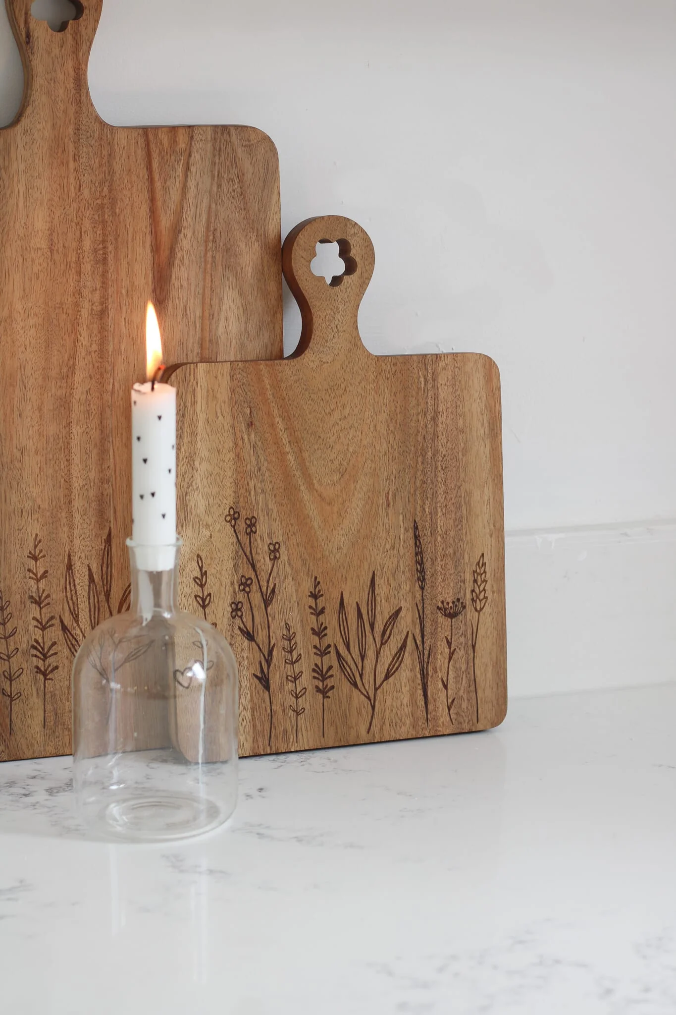 Engraved Flower Wooden Chopping Board-Natural Medium - Image 4