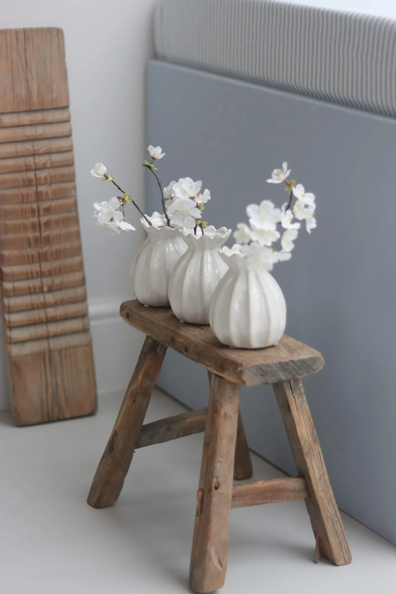 Mini Petal Bud Vases - Set of 3 - Image 2