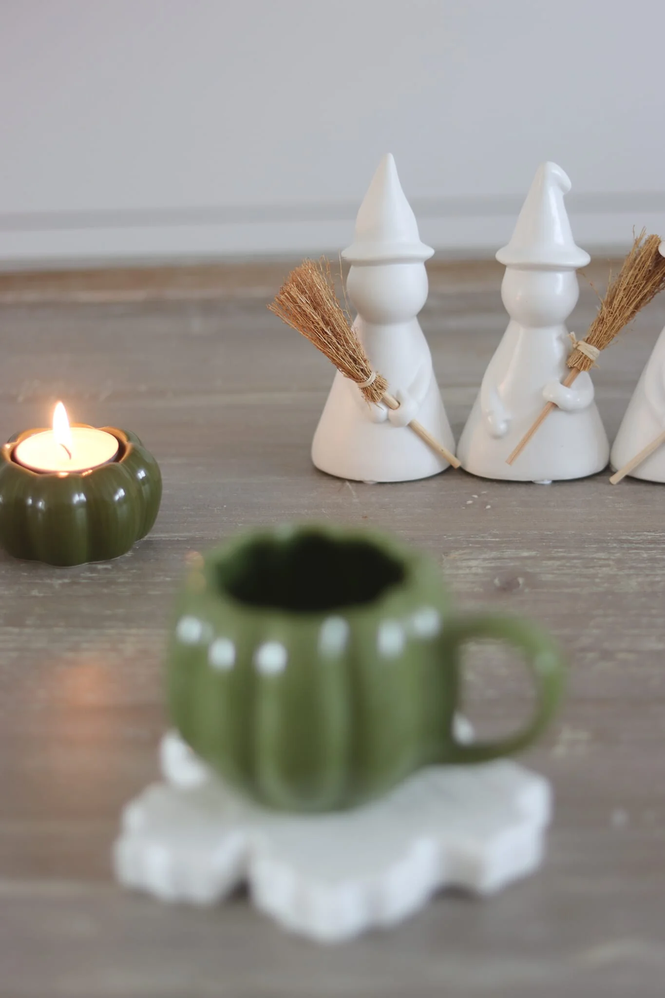 Mini Pumpkin Mug - Autumnal Green - Image 3