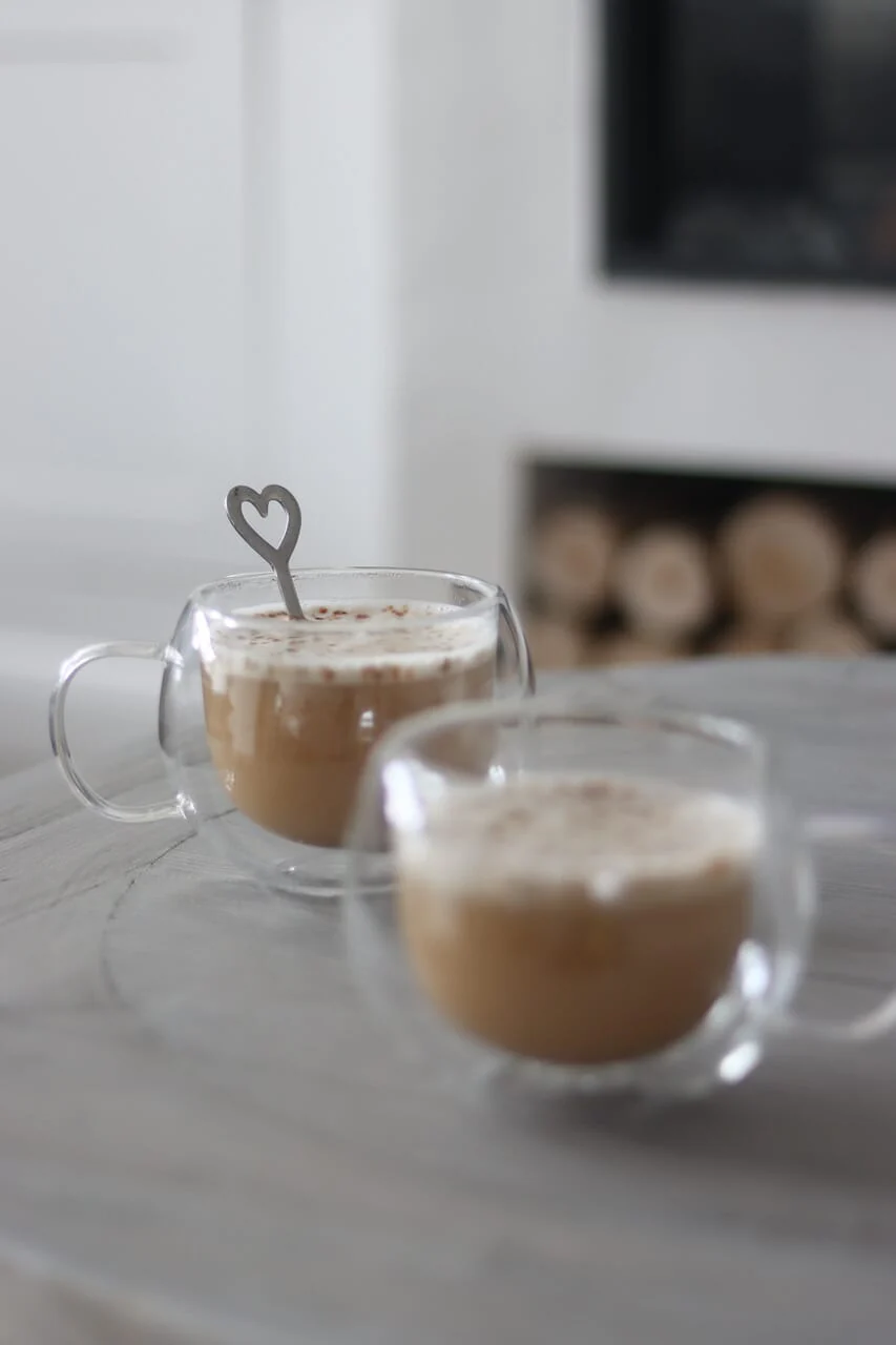 Round Double Walled Glass Mug Set - 2 Piece - Plain - Image 4