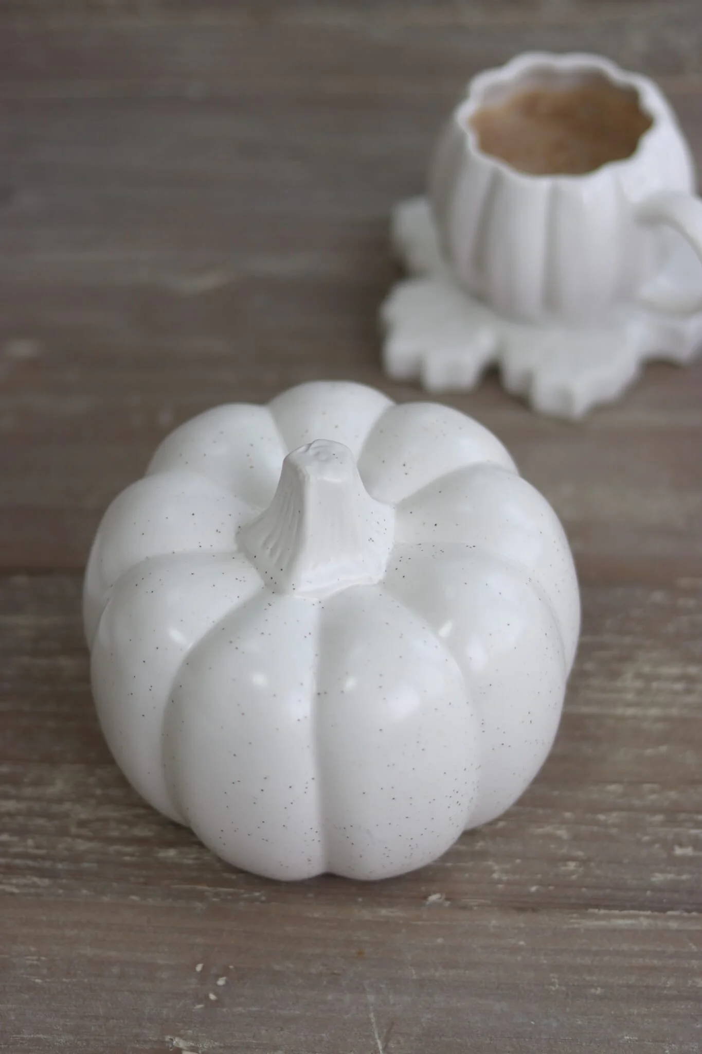 Round Speckled Ceramic Pumpkin - Large - Image 4
