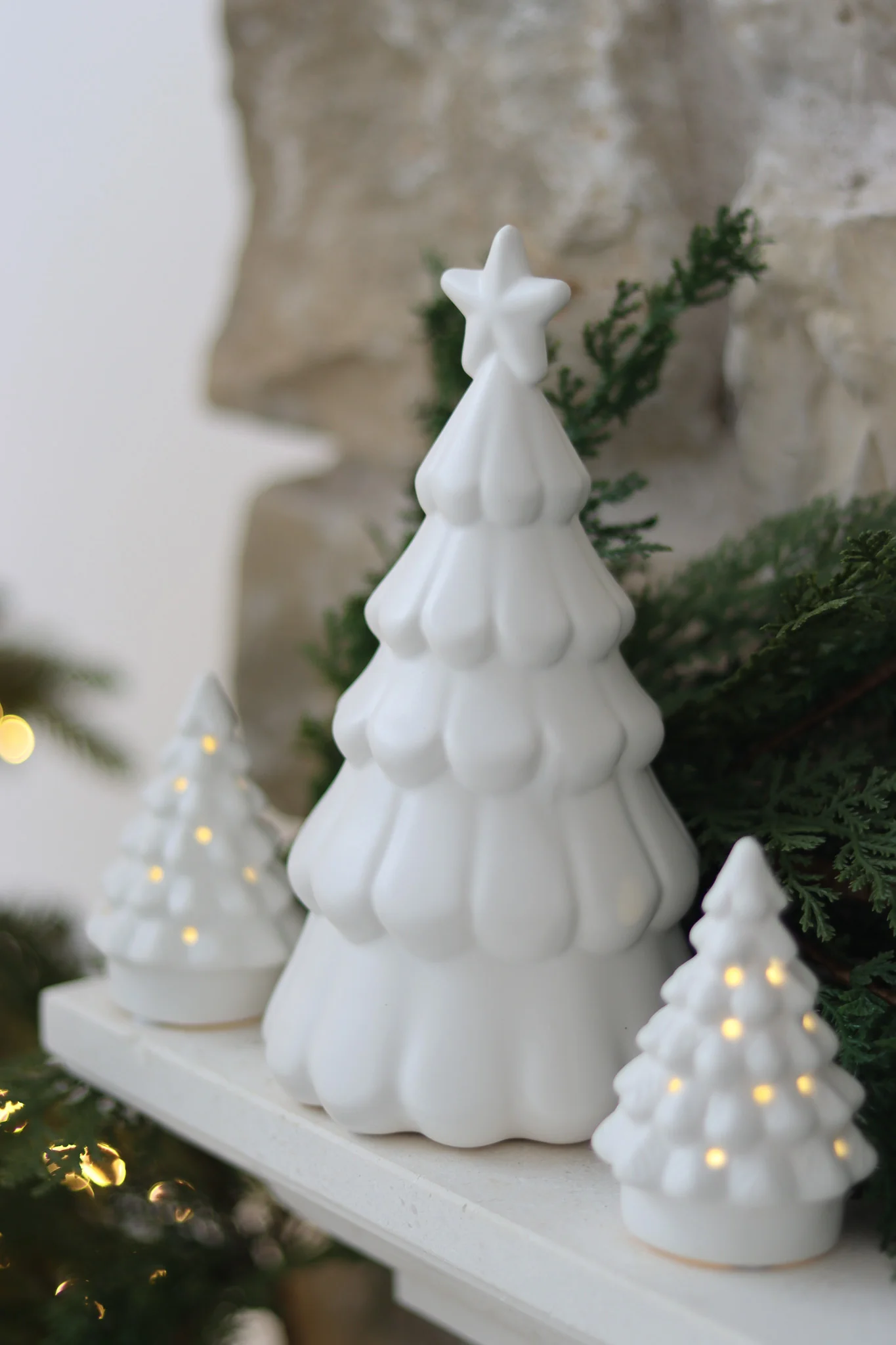 Set of 2 Ceramic Trees – Scalloped Star - Image 2