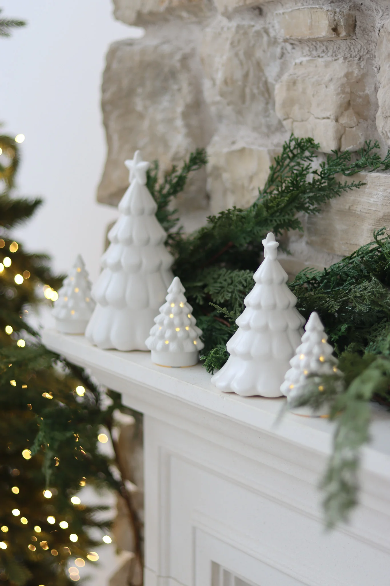Set of 2 Ceramic Trees – Scalloped Star - Image 4