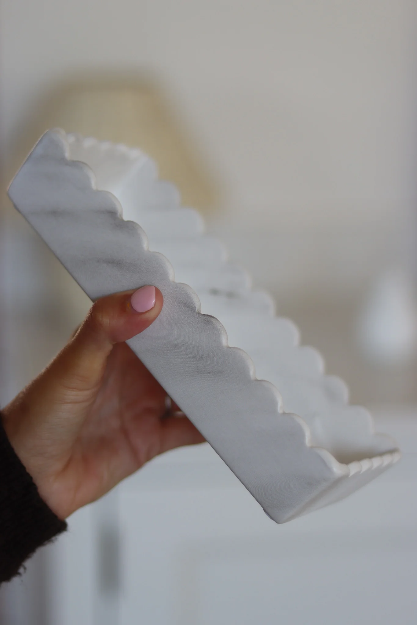 Scalloped Ceramic Tray - Image 3