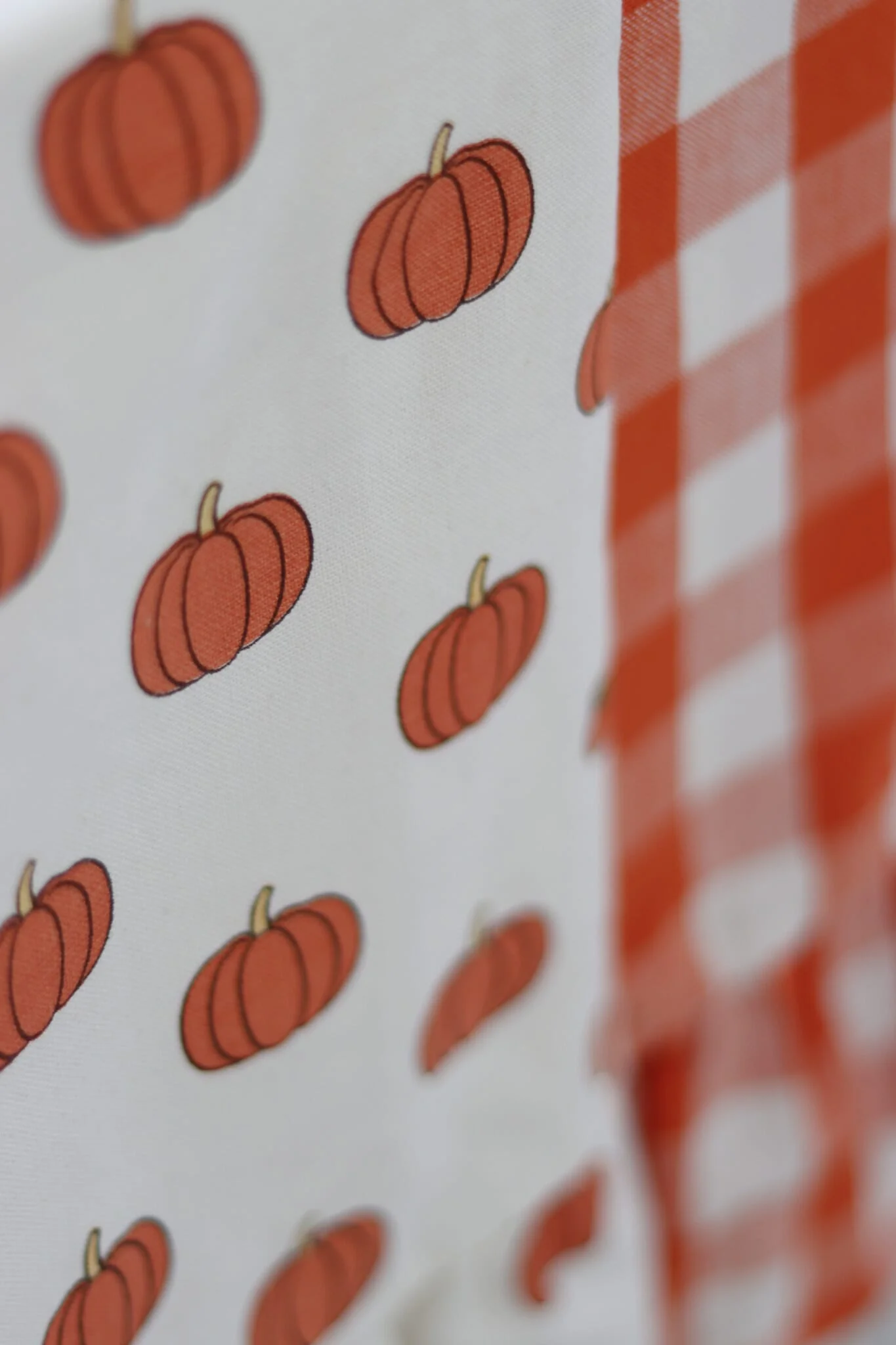 Set 2 Autumn Tea Towels - Image 5