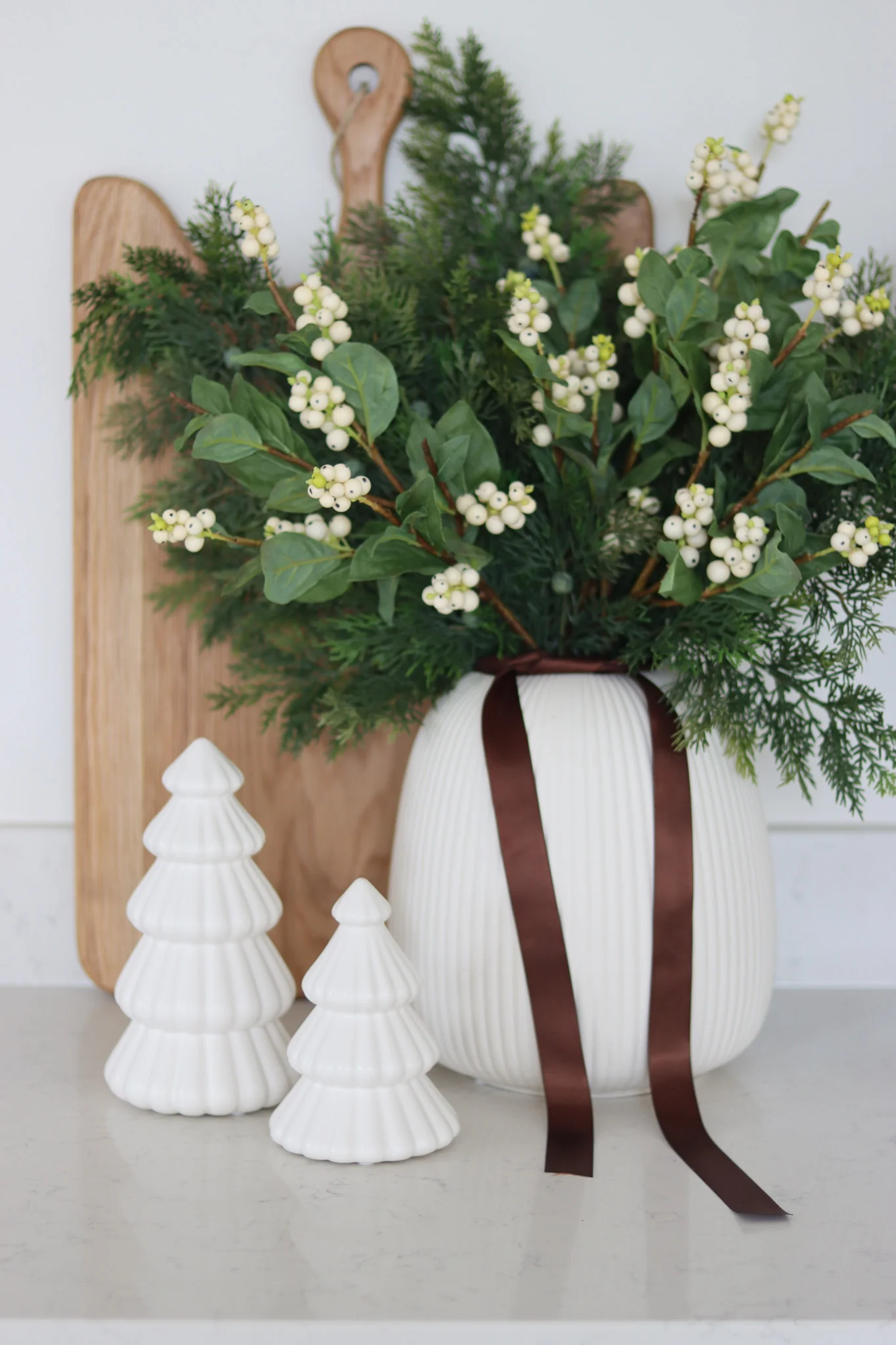 Set of 2 Ceramic Trees ā Snowy Tree - Image 4