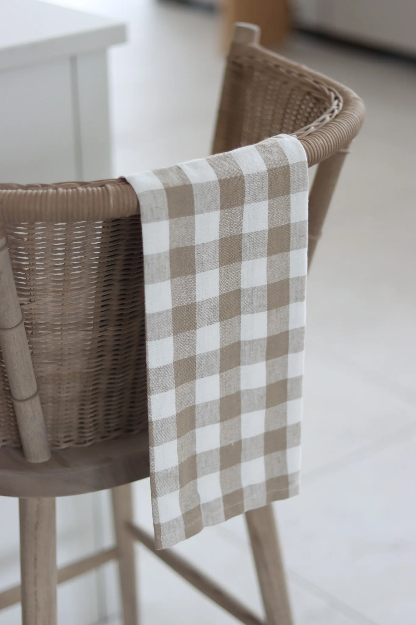 Set of 2 Gingham Beige Tea Towels - Image 2