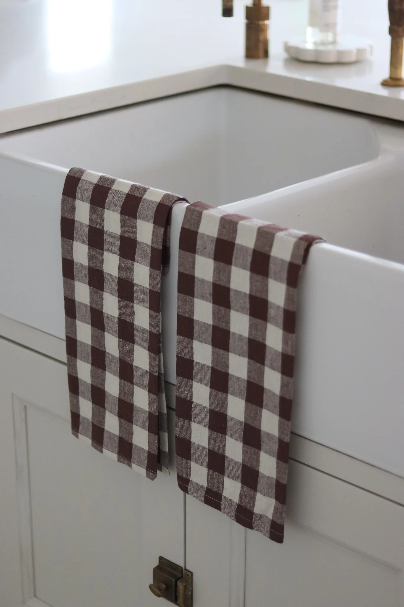 Set of 2 Gingham Brown Tea Towels - Image 2