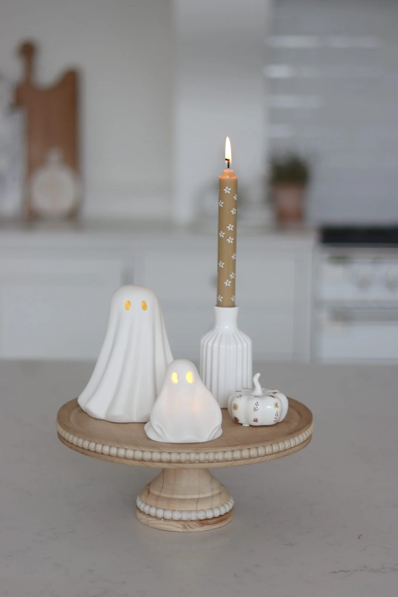 Set of 2 LED Ceramic Ghosts - Image 3