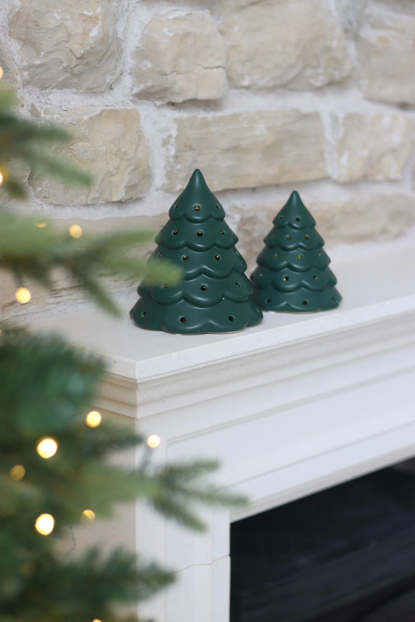 Set of 2 LED Ceramic Trees – Scalloped Green - Image 2