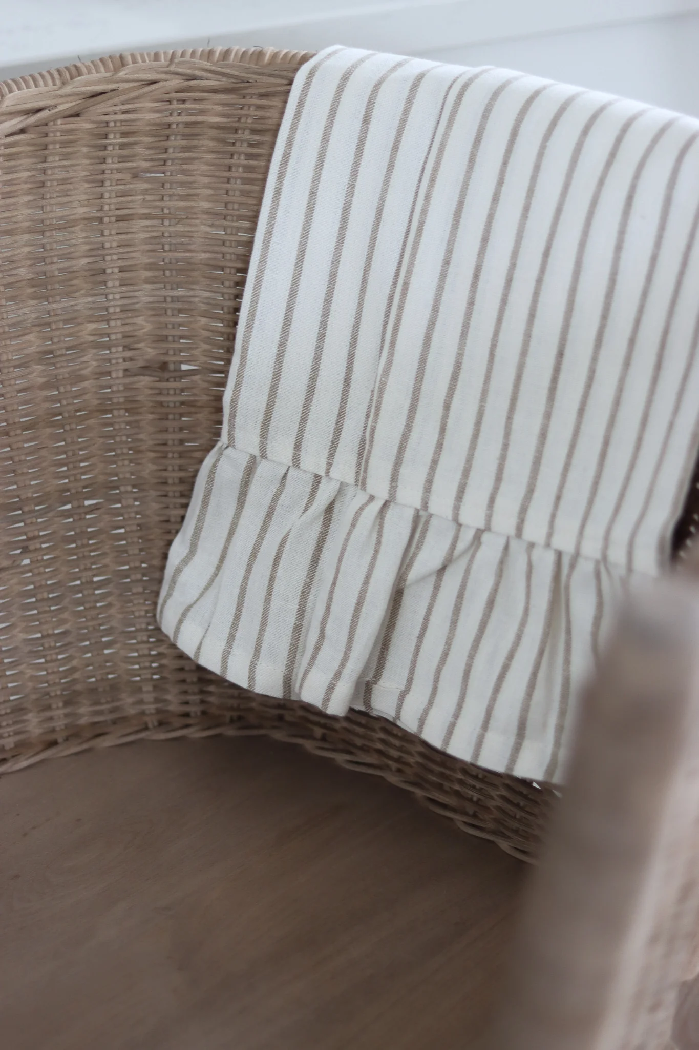 Set of 2 Pinstripe Taupe Tea Towels - Image 5