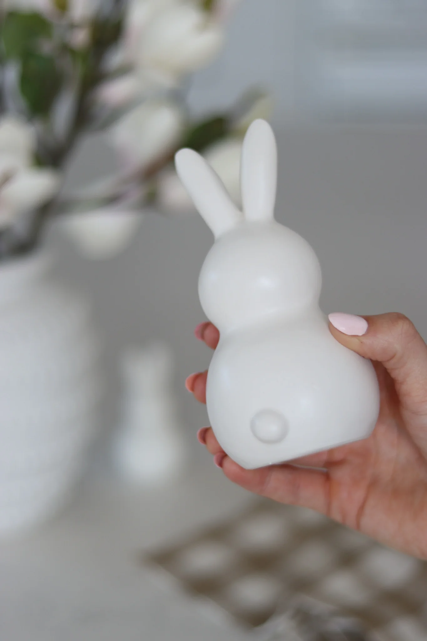 Set of 2 Round Easter Bunnies - Image 5