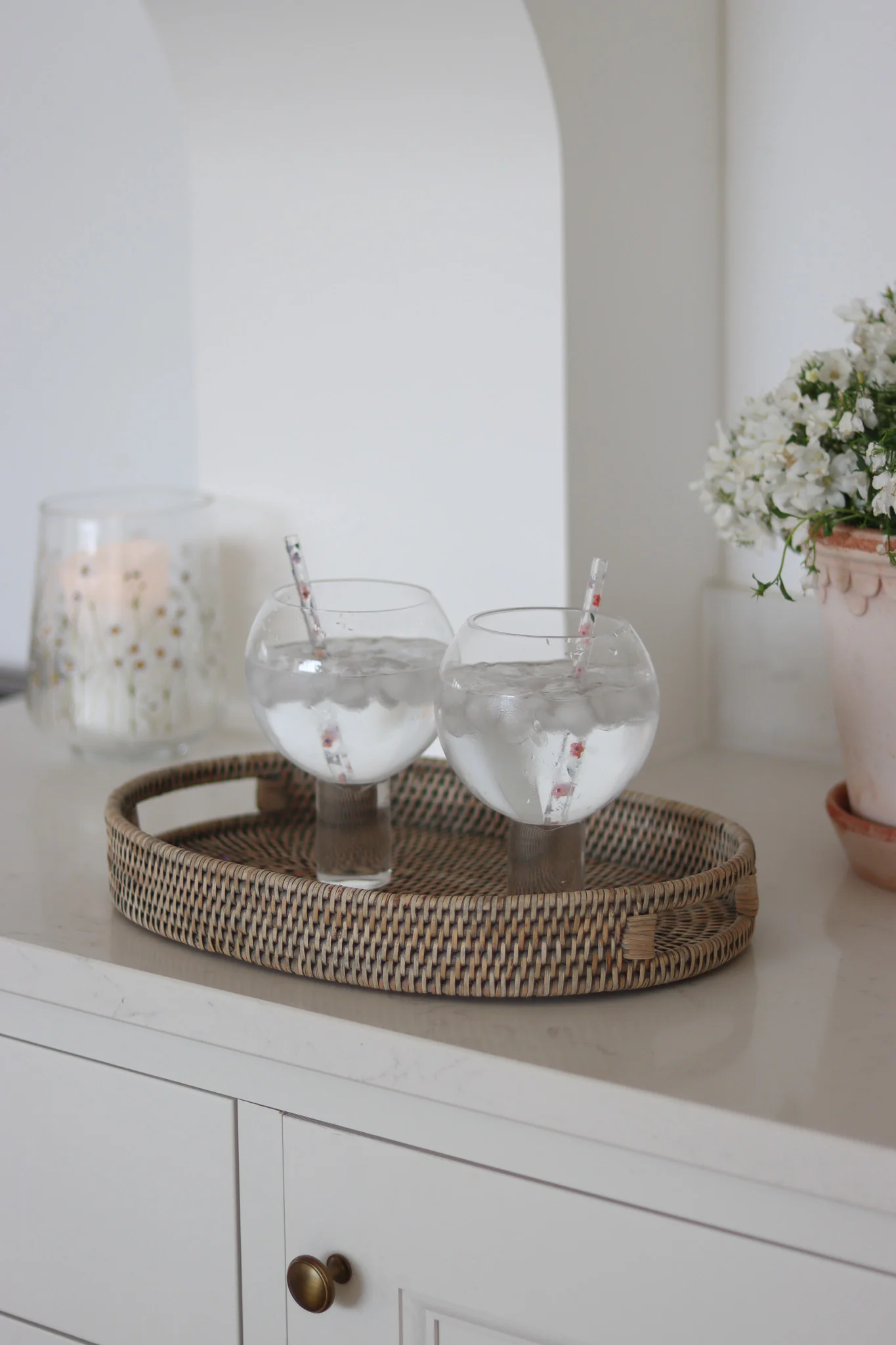 Set of 2 Round Gin Glasses - Plain - Image 4