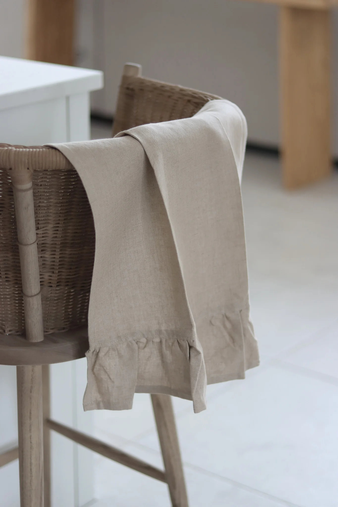 Set of 2 Ruffled Taupe Tea Towels - Image 4