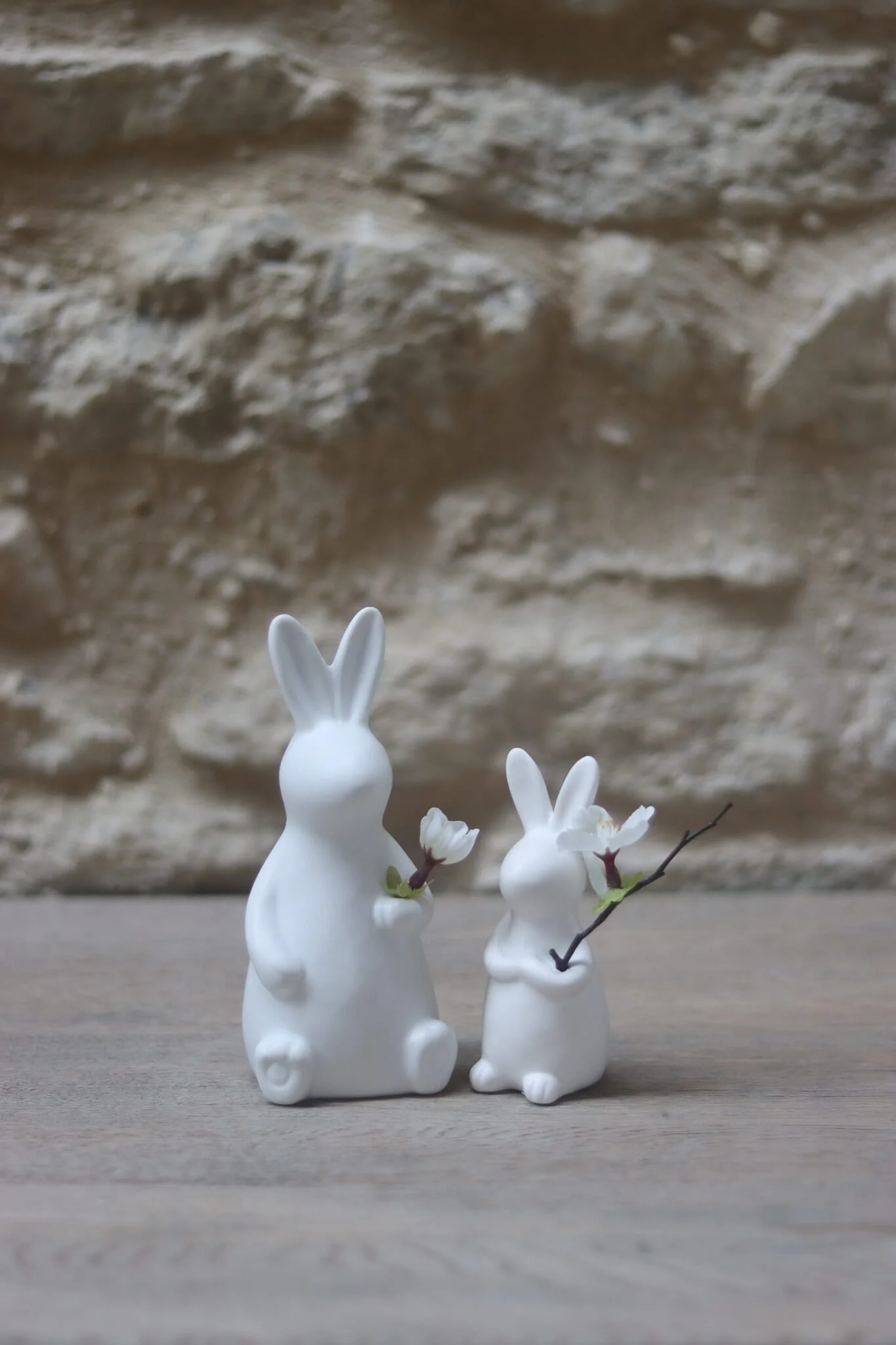 Set of 2 Sitting Easter Bunnies