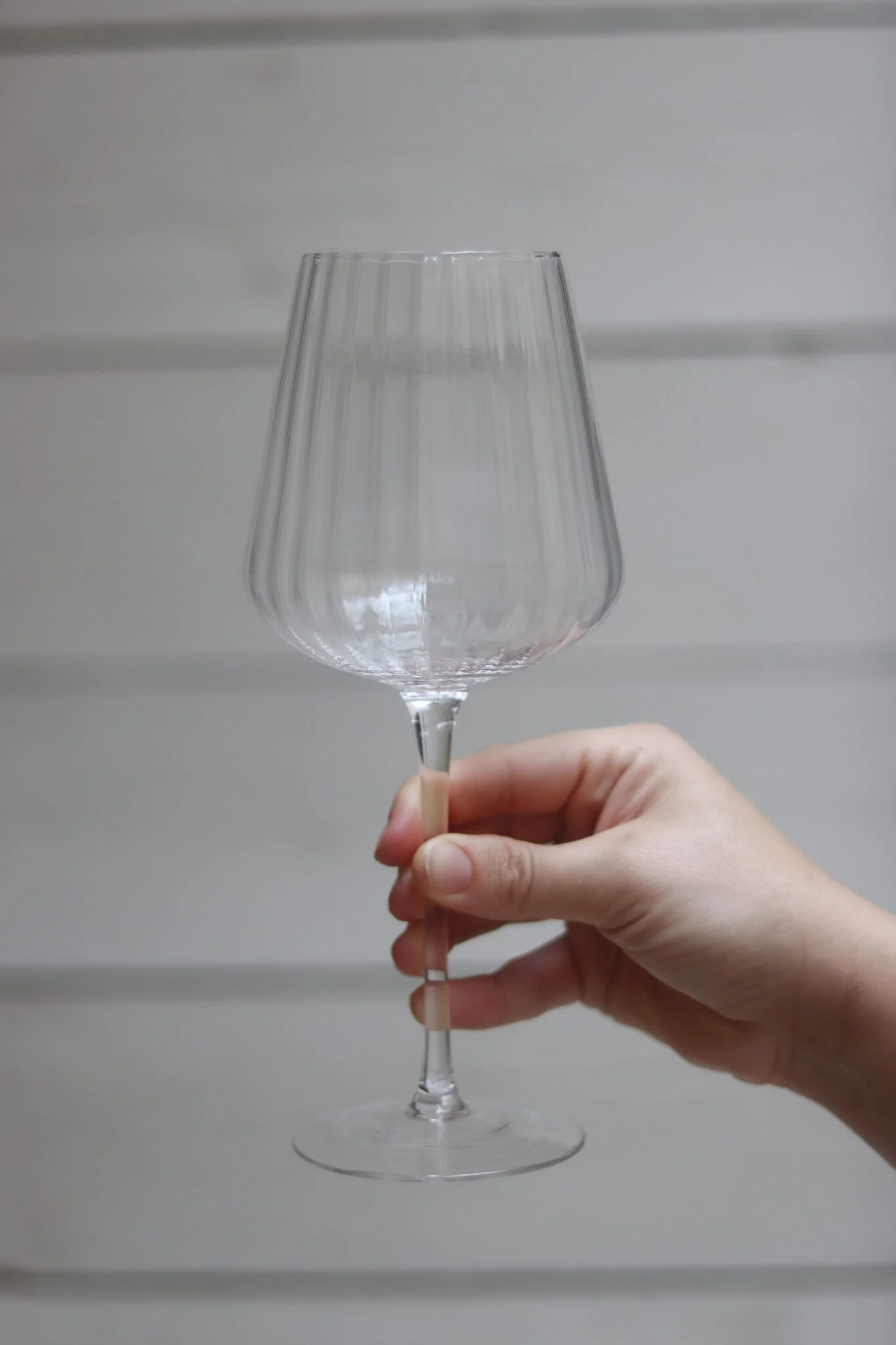 Set of 2 Wine Glasses - Ribbed - Image 4