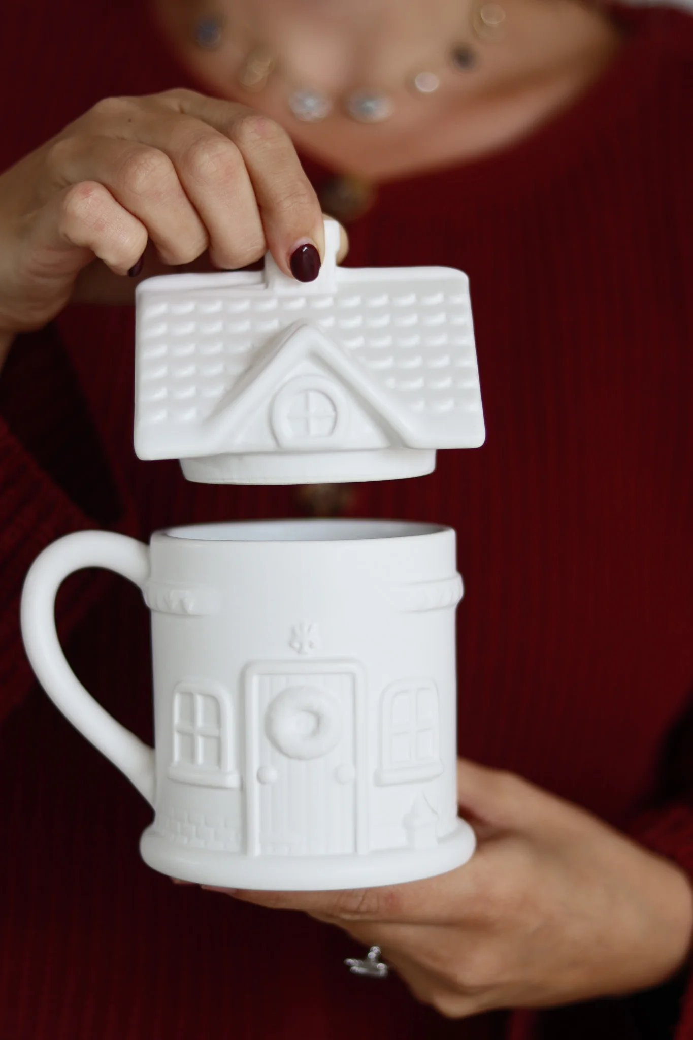 Set of 2 Winter House Mugs - Image 2