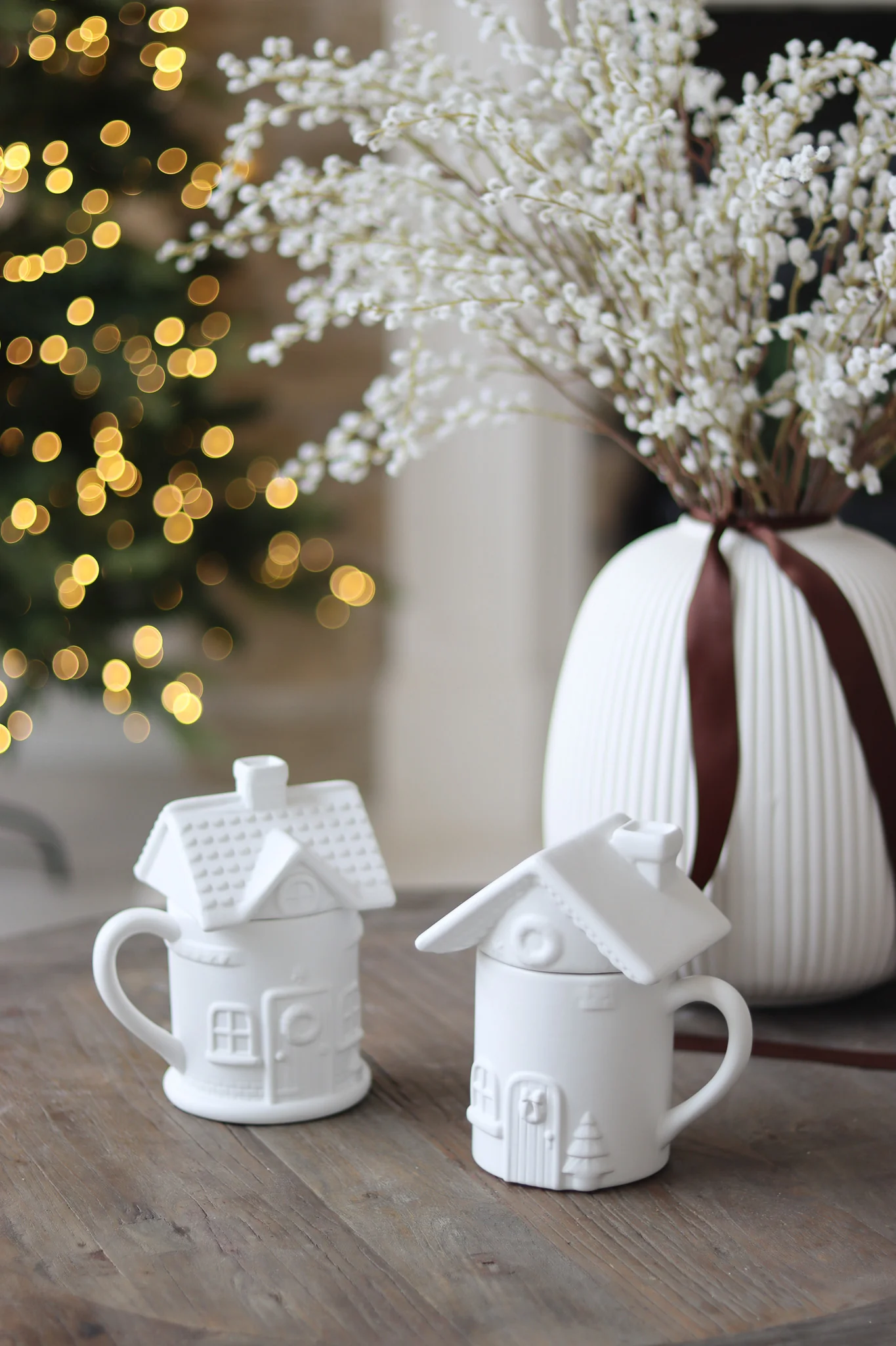 Set of 2 Winter House Mugs - Image 5