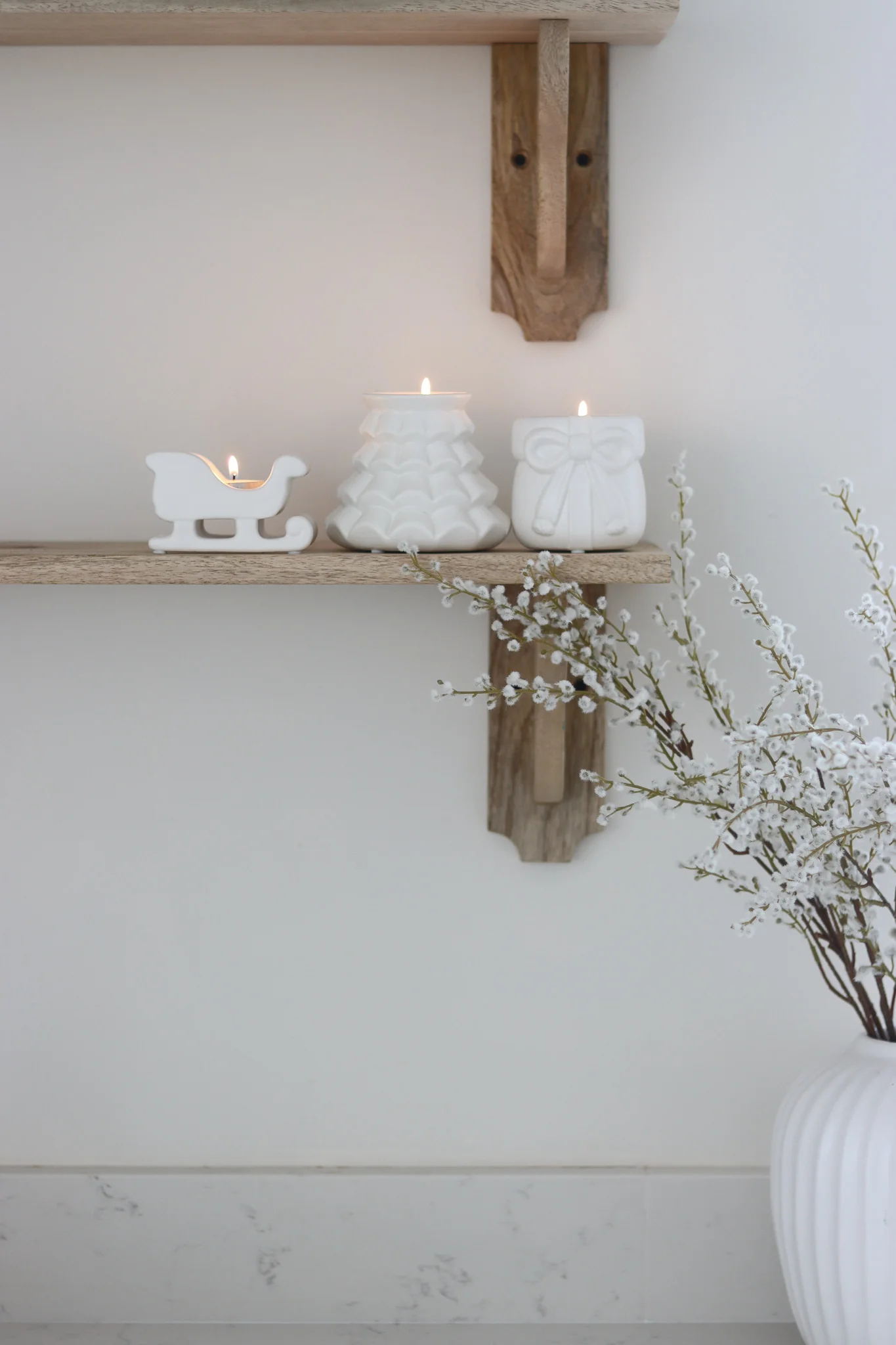 Set of 3 Christmas Tealight Holders - Image 4